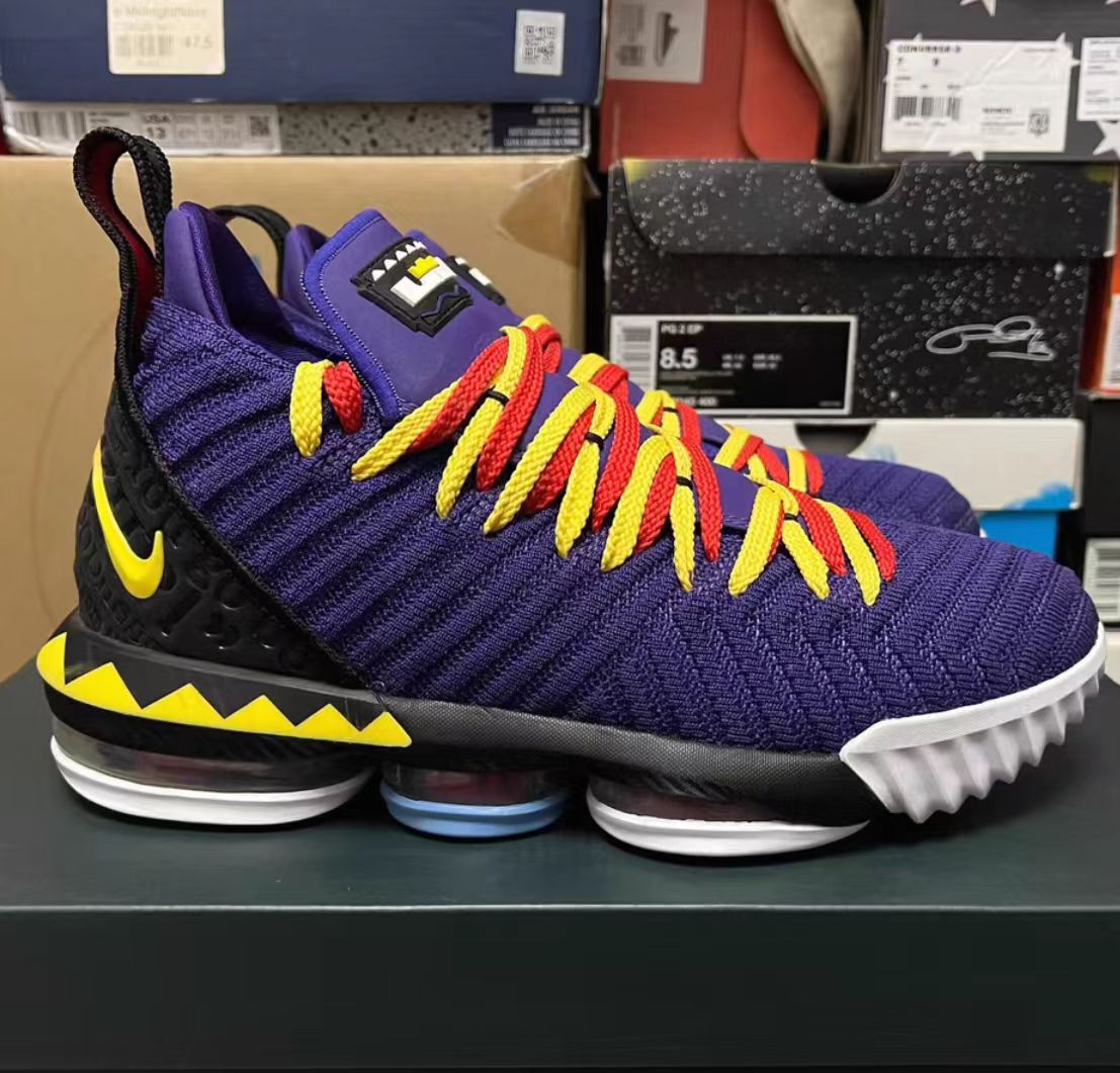 Nike LeBron 16 