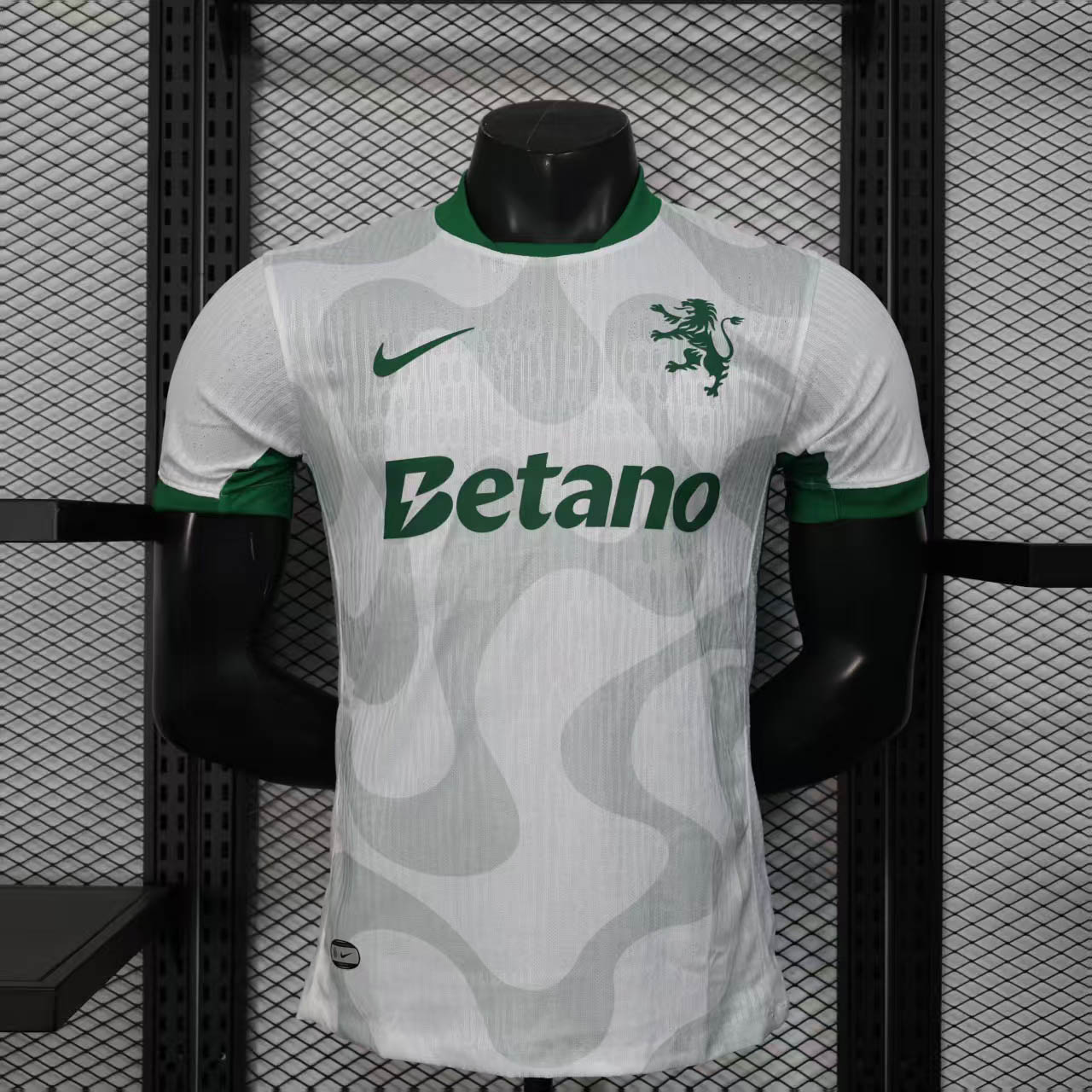 Sporting CP Authentic Soccer Jersey Fourth Away Shirt 2025/26