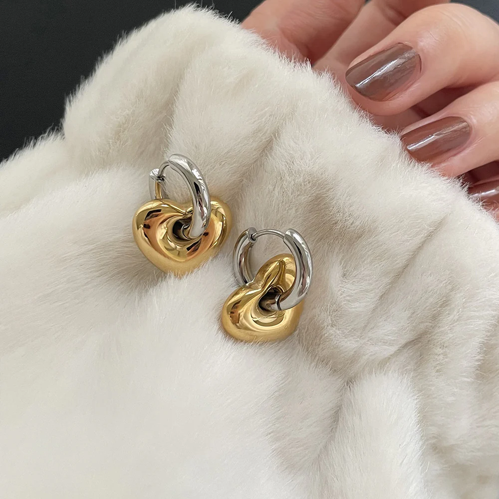 Venus Heart Earrings