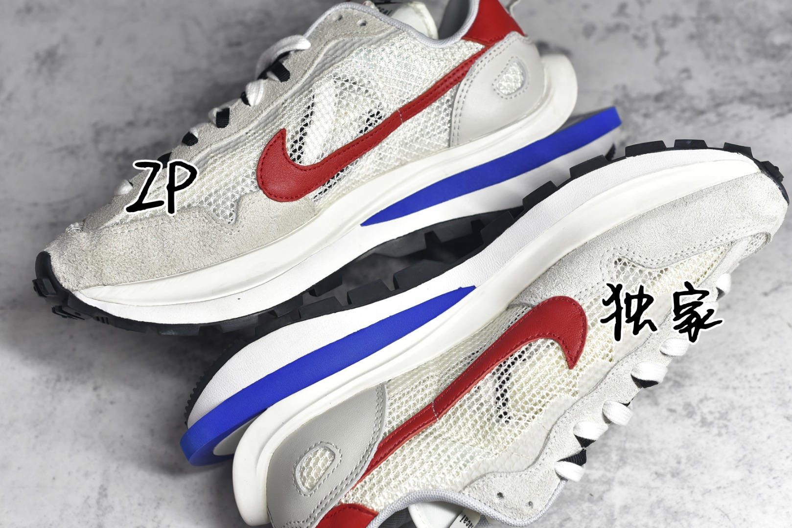 KO SACAI X NIKE VAPORWAFFLE “ROYAL FUCHSIA” CV1363-100