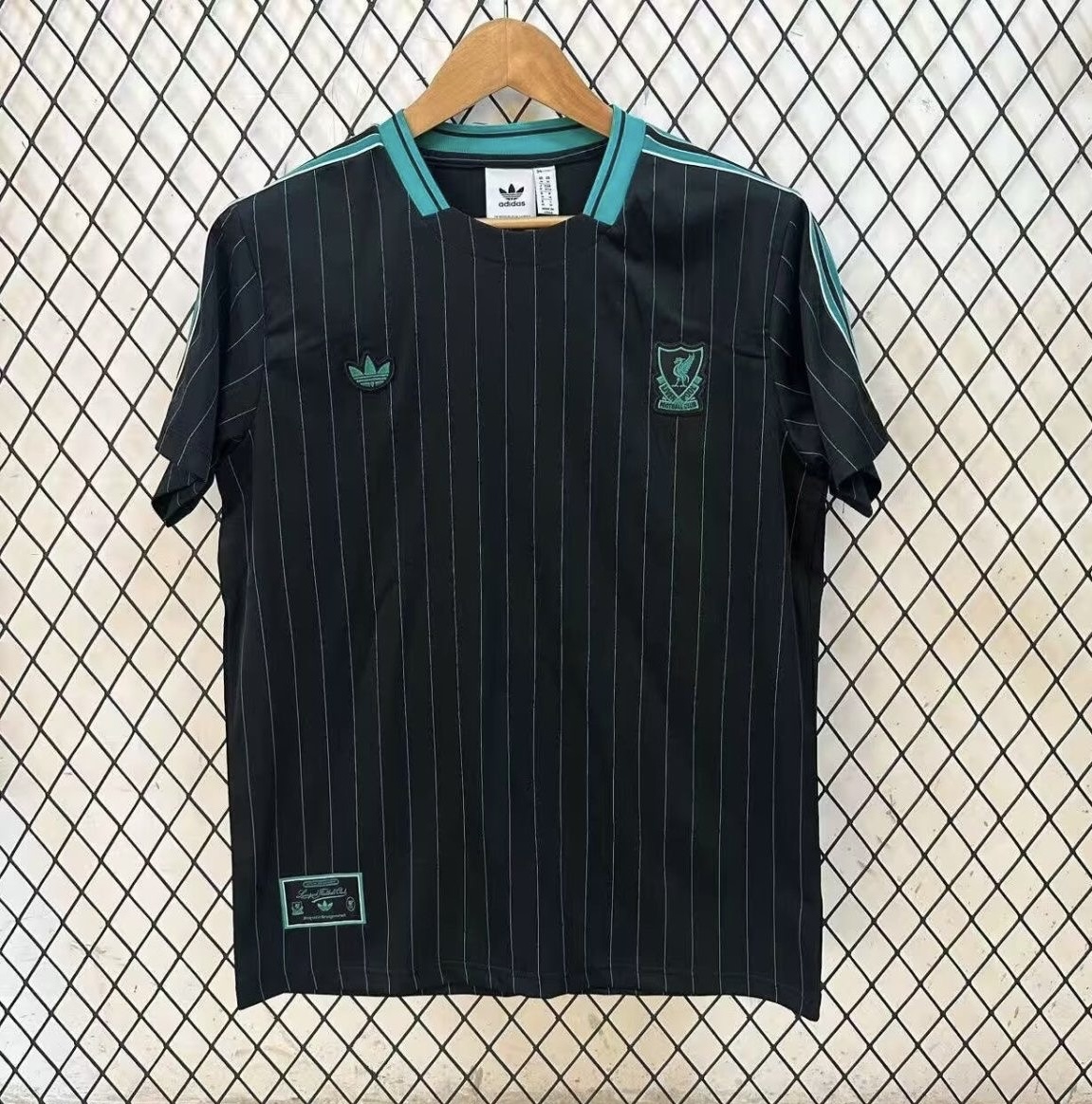 Liverpool Football Jersey Terrace Icons Special Edition Custom Shirt 2025/26