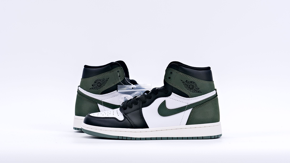 Jordan 1 Retro High OG 'Best Hand In The Game – Clay Green'