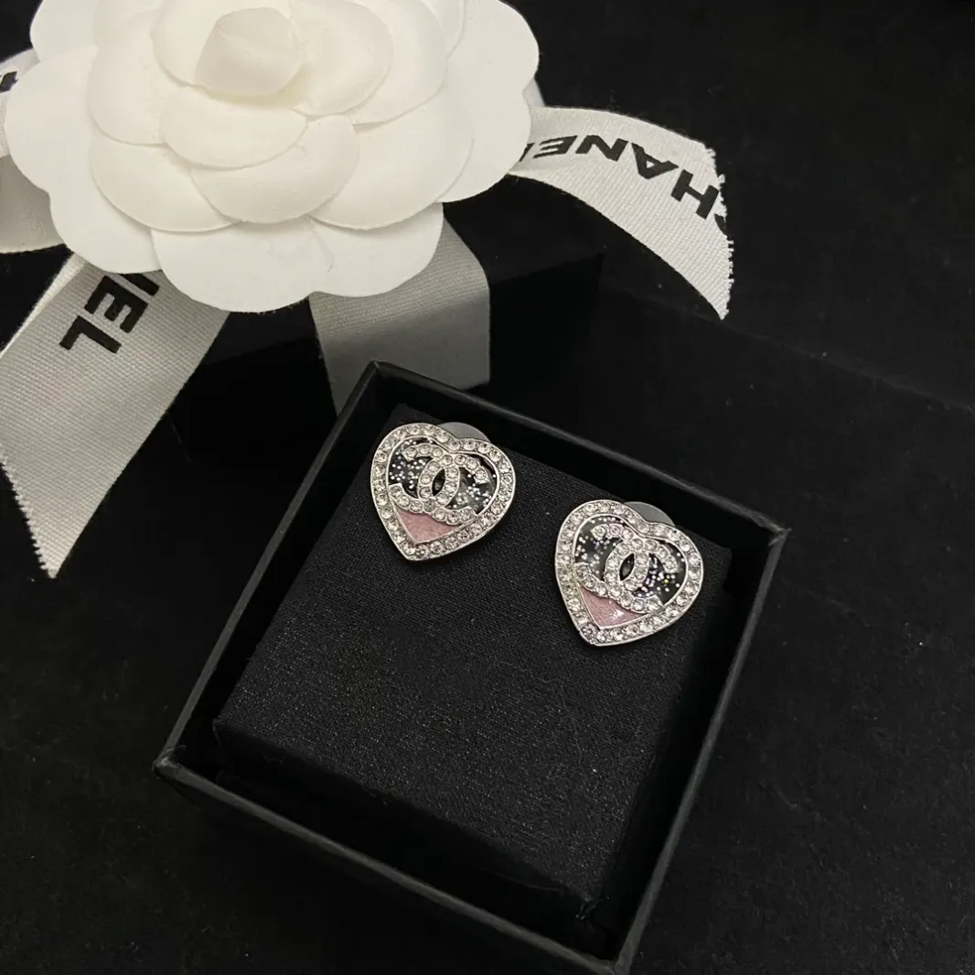 CCE243 CC earring