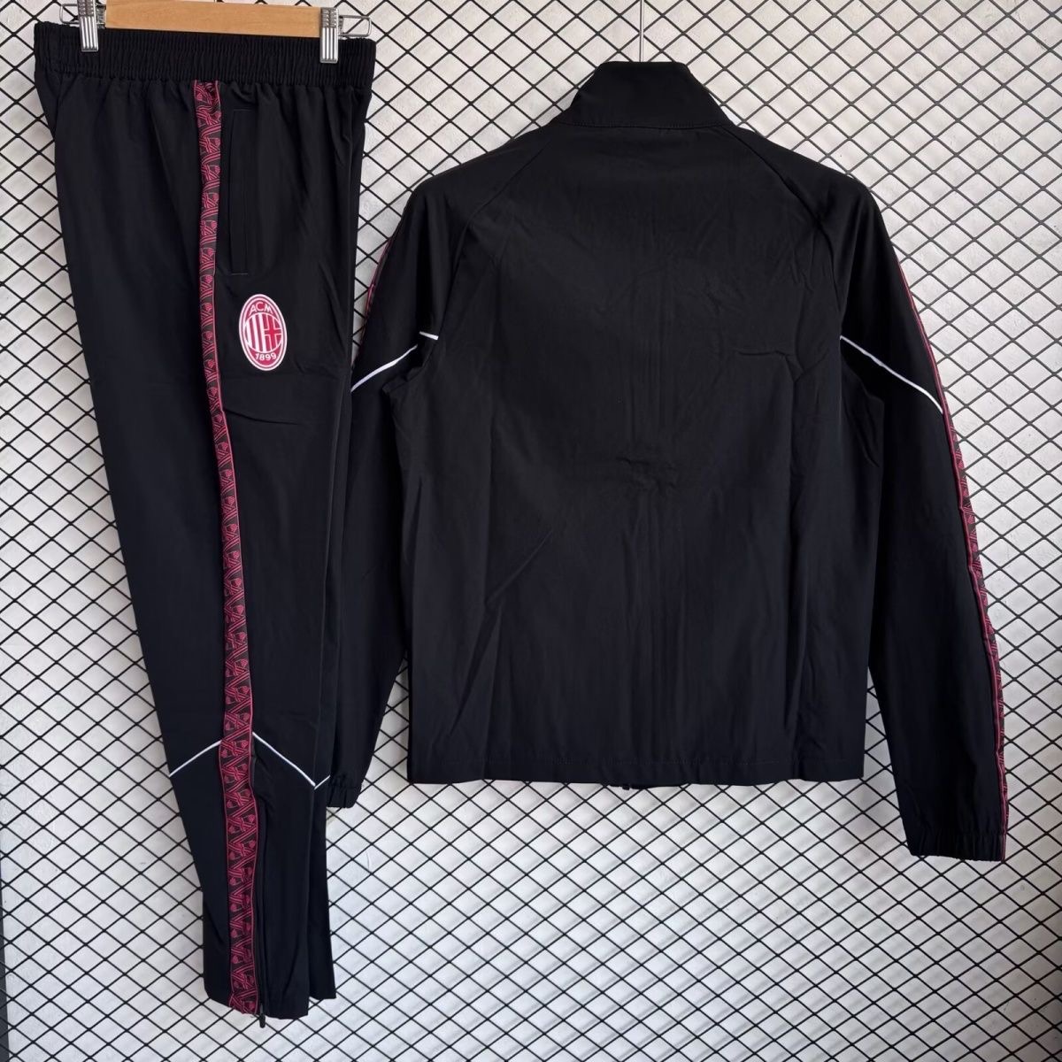AC Milan Windbreaker With Pants Black 2025/26