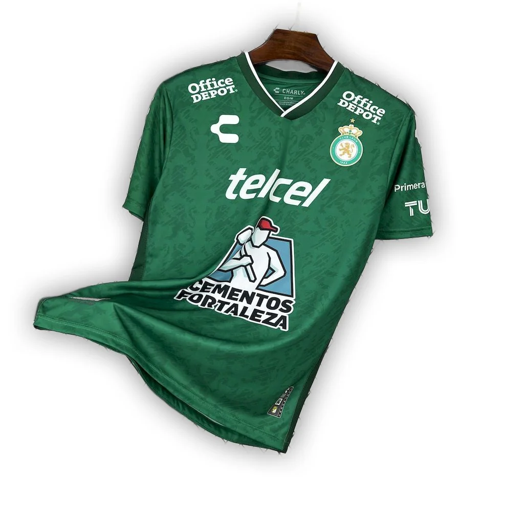 Leon 2025/26 Home