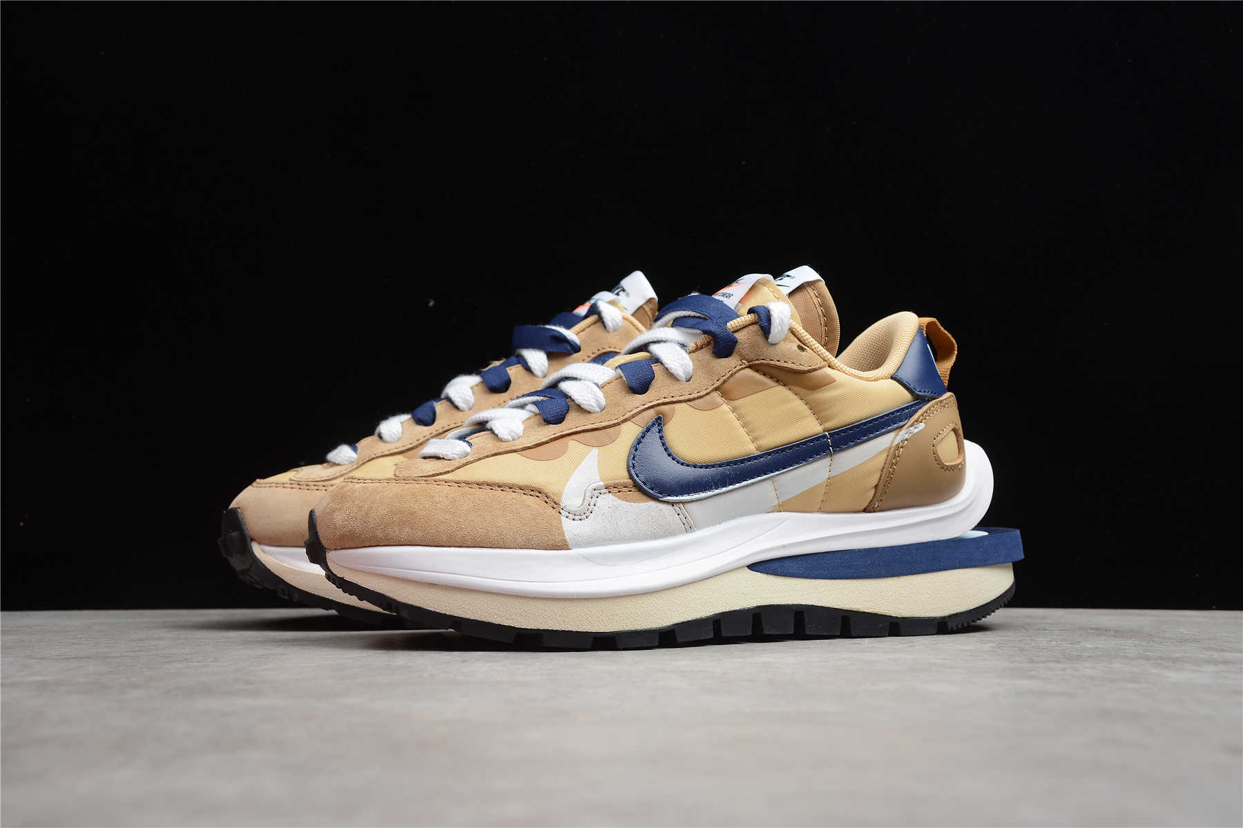 Nike Vaporwaffle x Sacai Sesame Blue Void (DD1875-200)