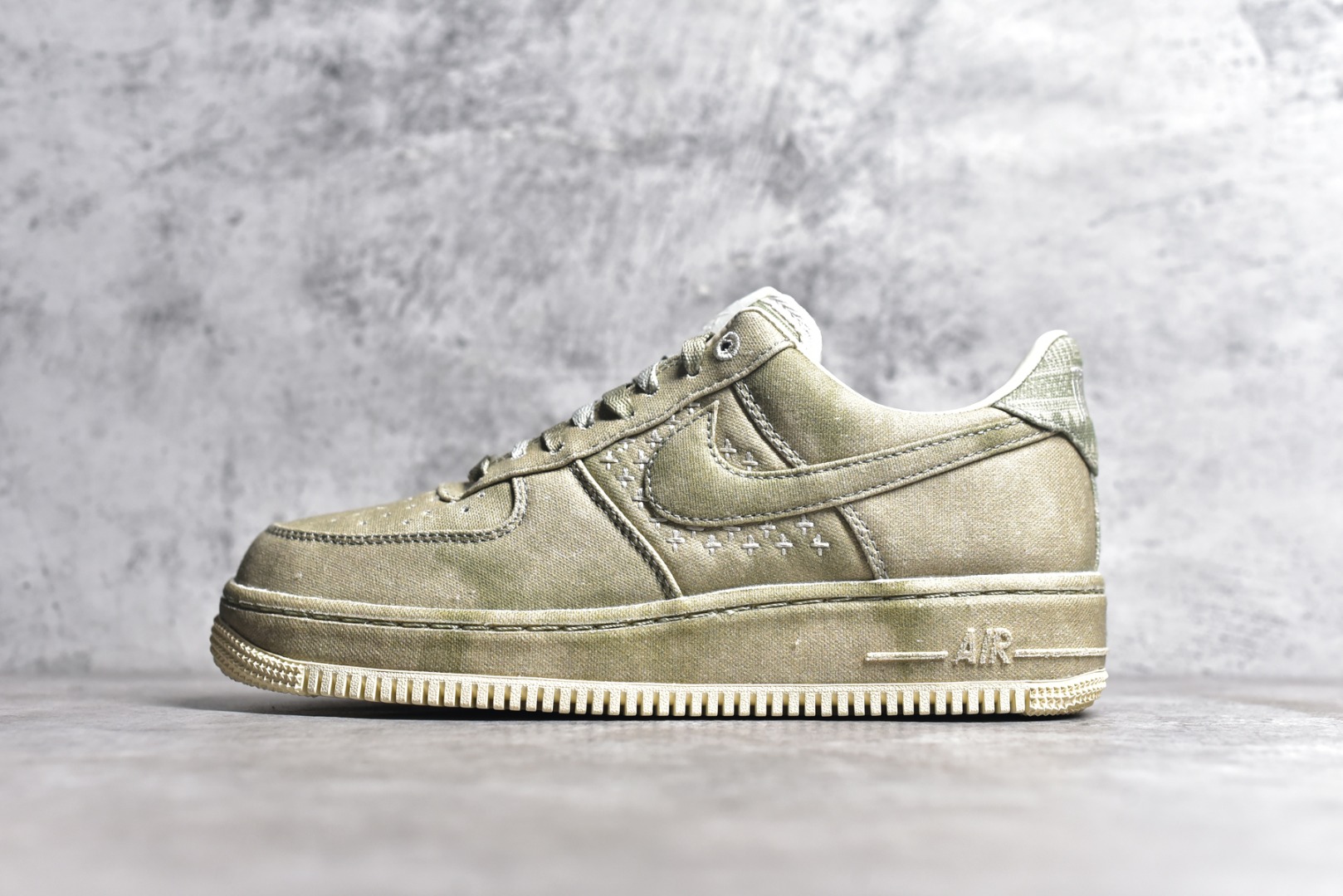 NIKE AIR FORCE 1 LOW NAIKE OLIVE CANVAS DV4246-333