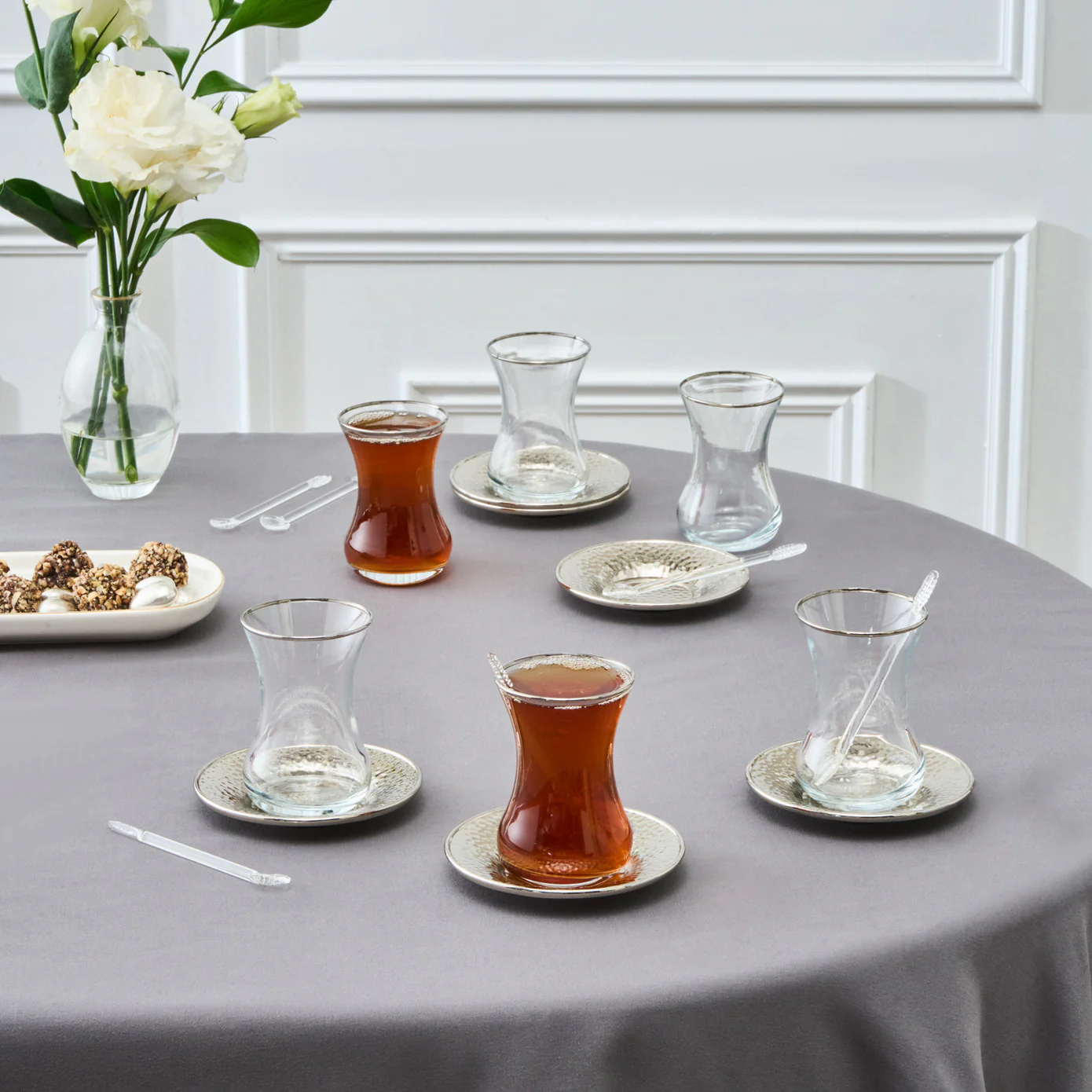 Karaca Ada Service à thé 18 pièces pour 6 personnes Platine