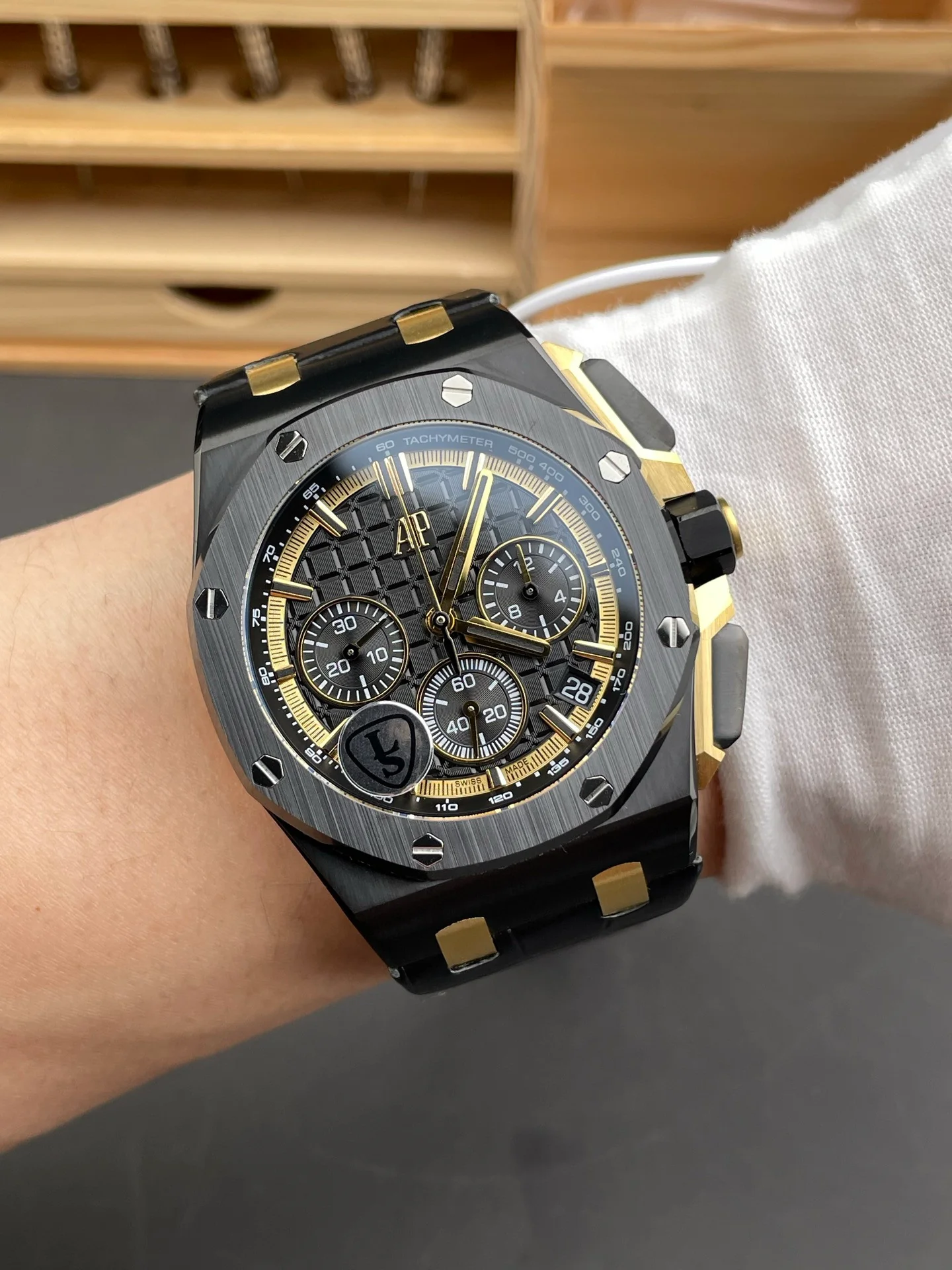 Royal Oak 26240 Black Steel Case