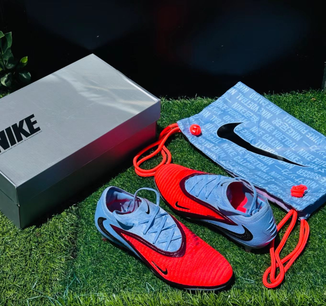 Nike Phantom GX 2 Elite FG "Light Blue / Bright Red / Burgundy"