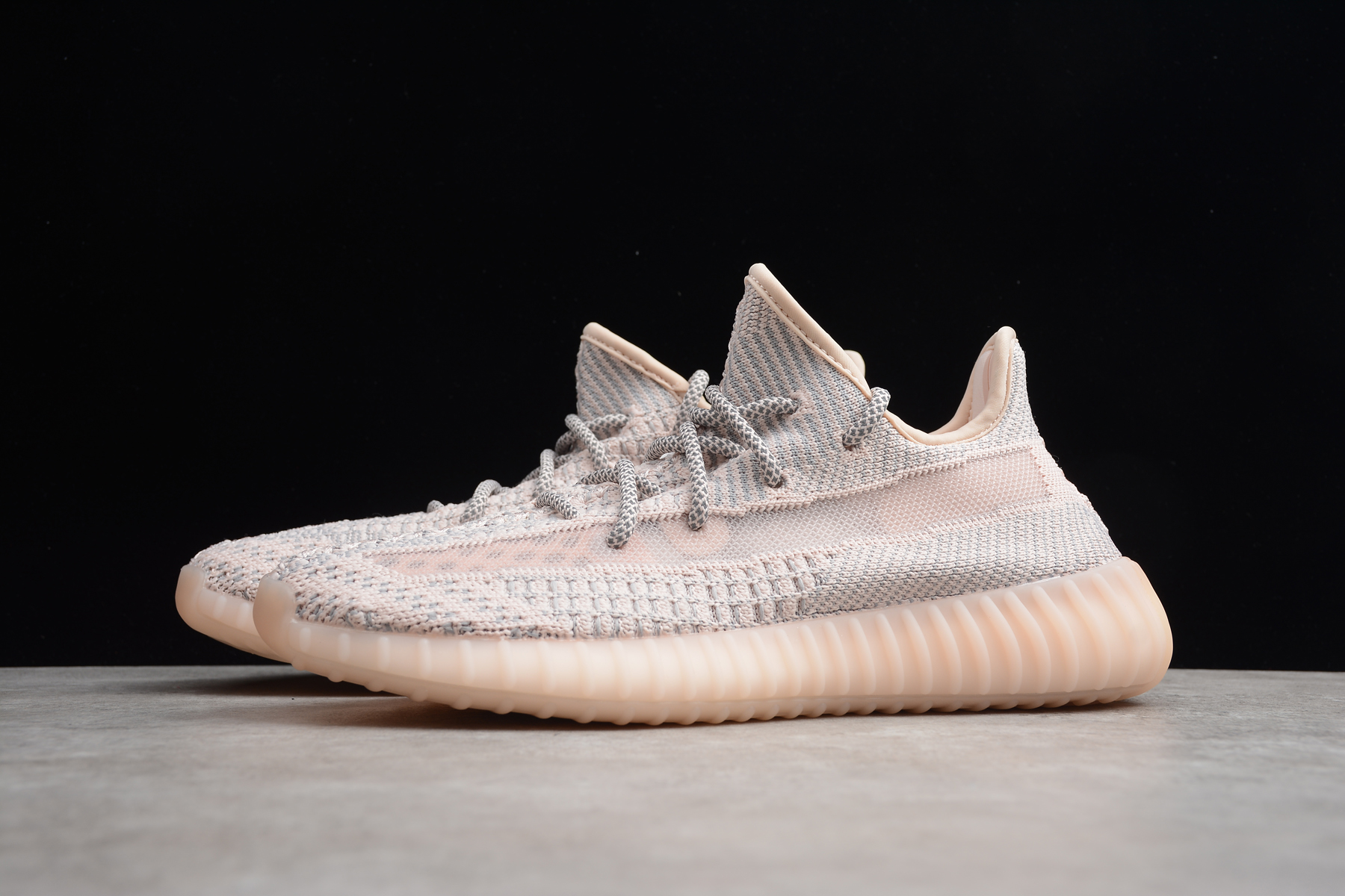 Yeezy 350 V2 
