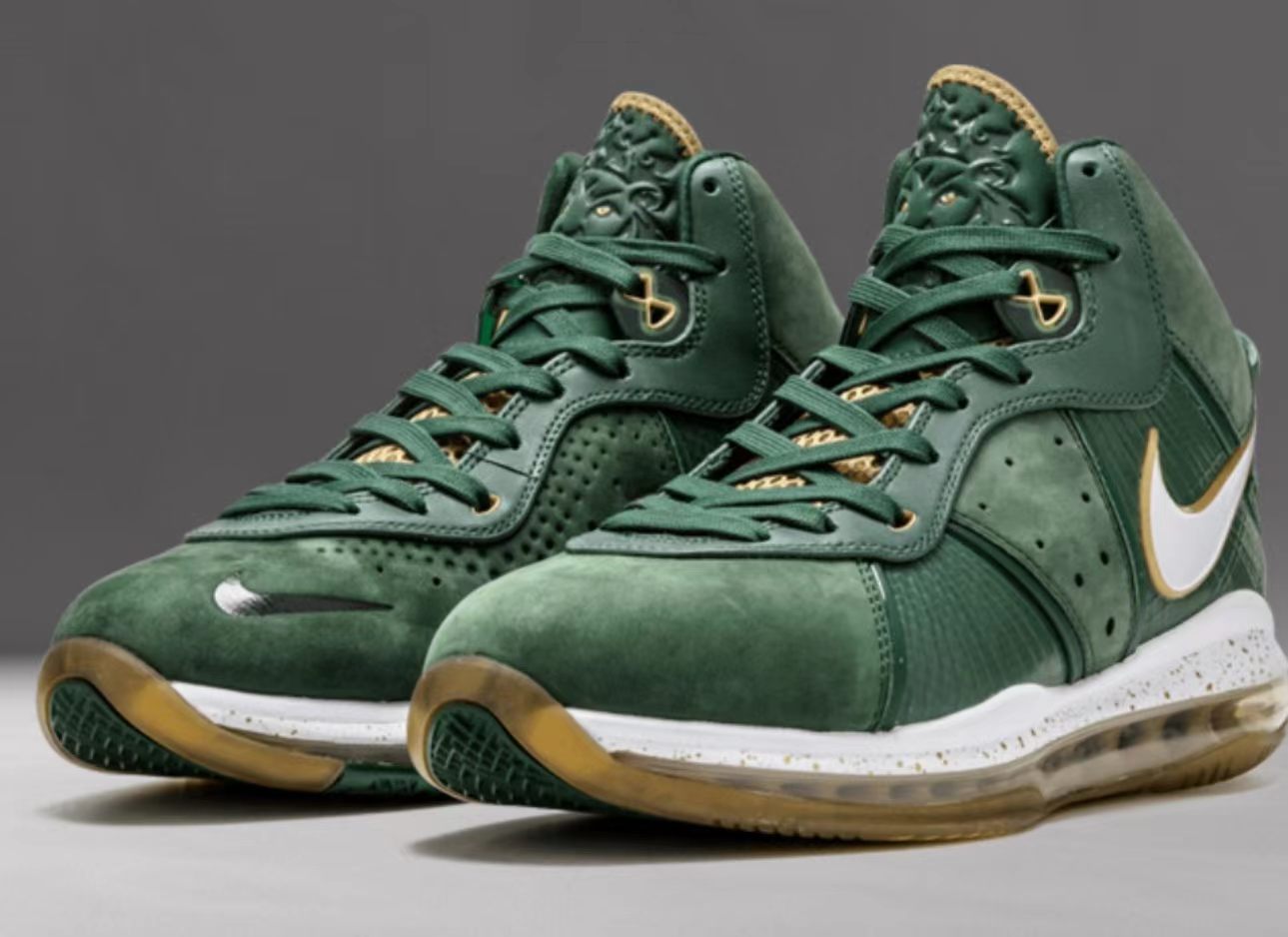 Nike LeBron 8 