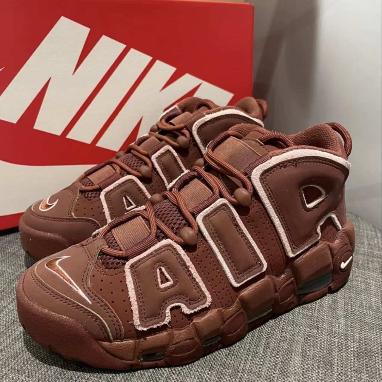 Nike Air More Uptempo '96 DV3466-200