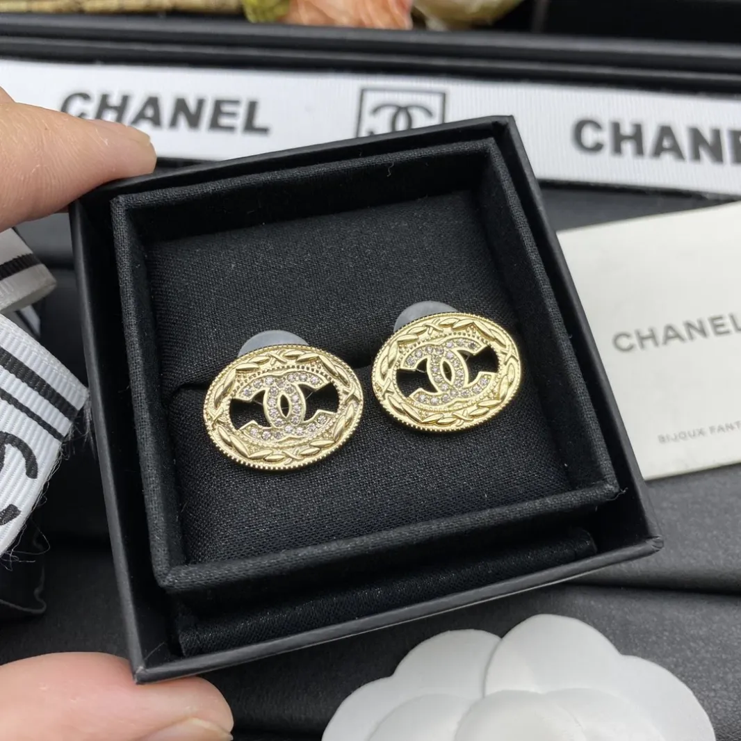 CCE280 CC earring