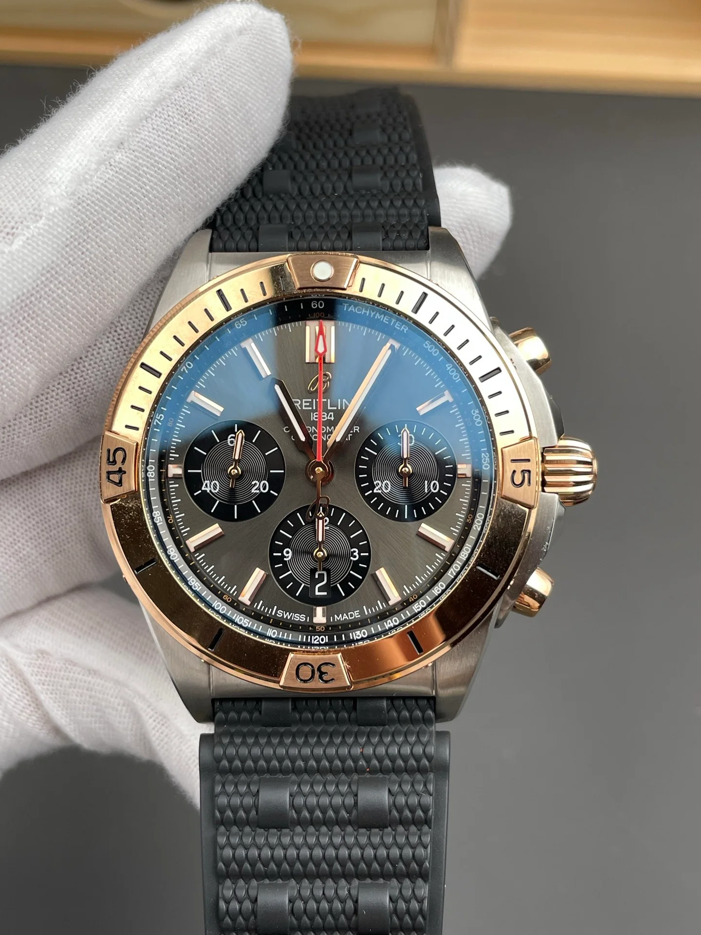 Chronomat B01 Two-tone Rose Gold Grey Dial