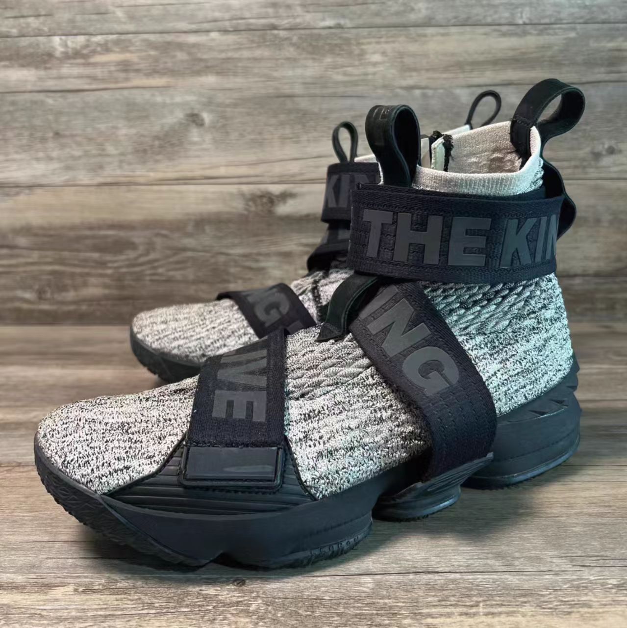 Nike LeBron 15 Kith 