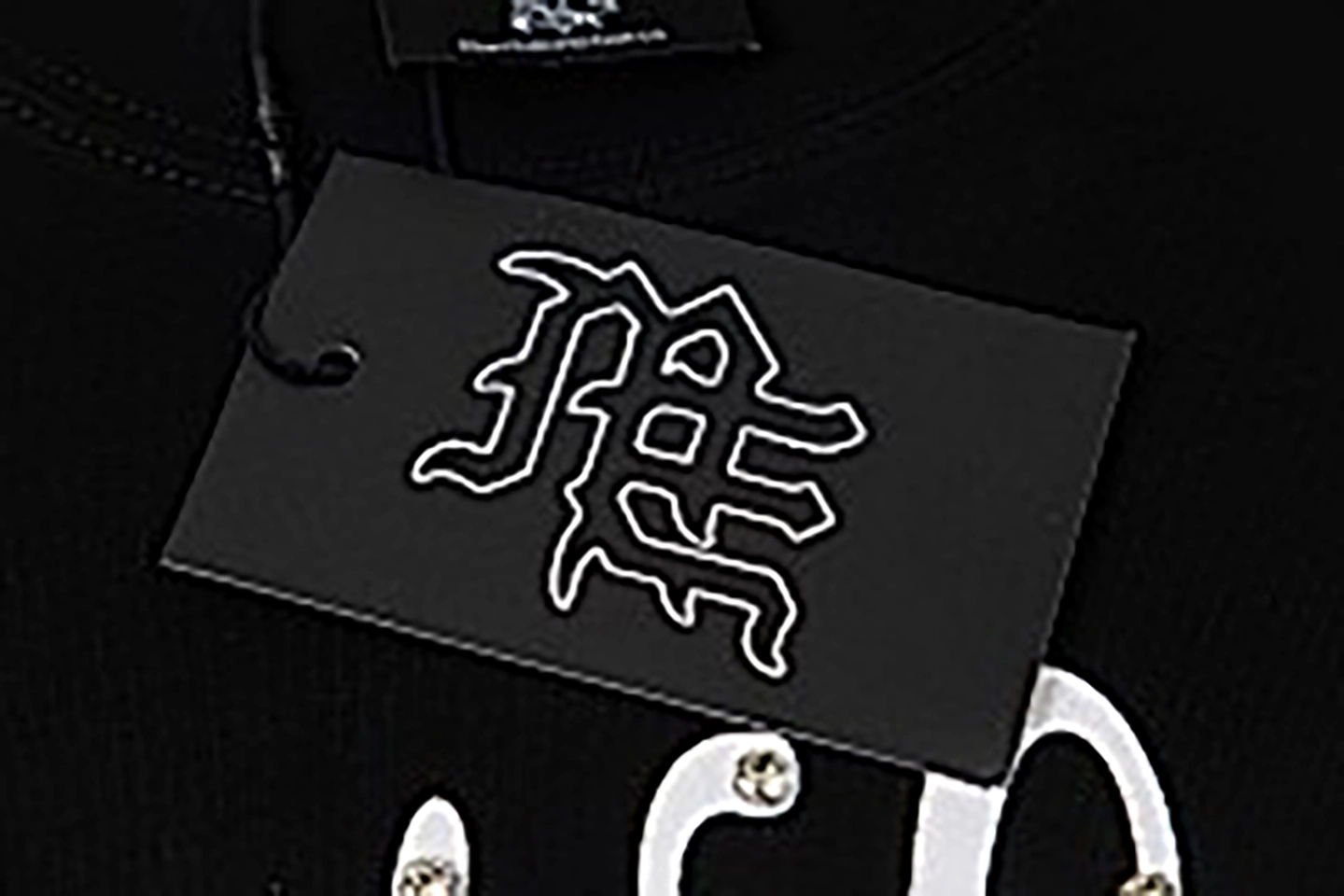 Mixed Emotion Angel Script Shirt (Black/White)