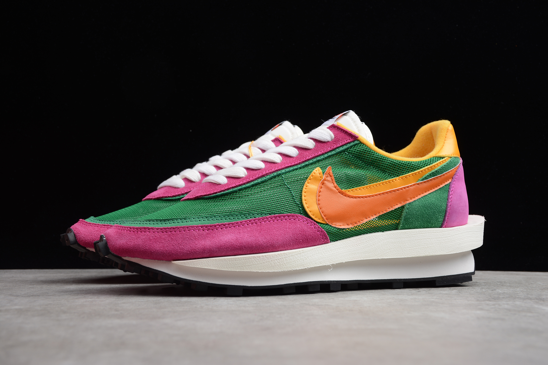 Sacai x LDWaffle 'Pine Green' |   BV0073-301