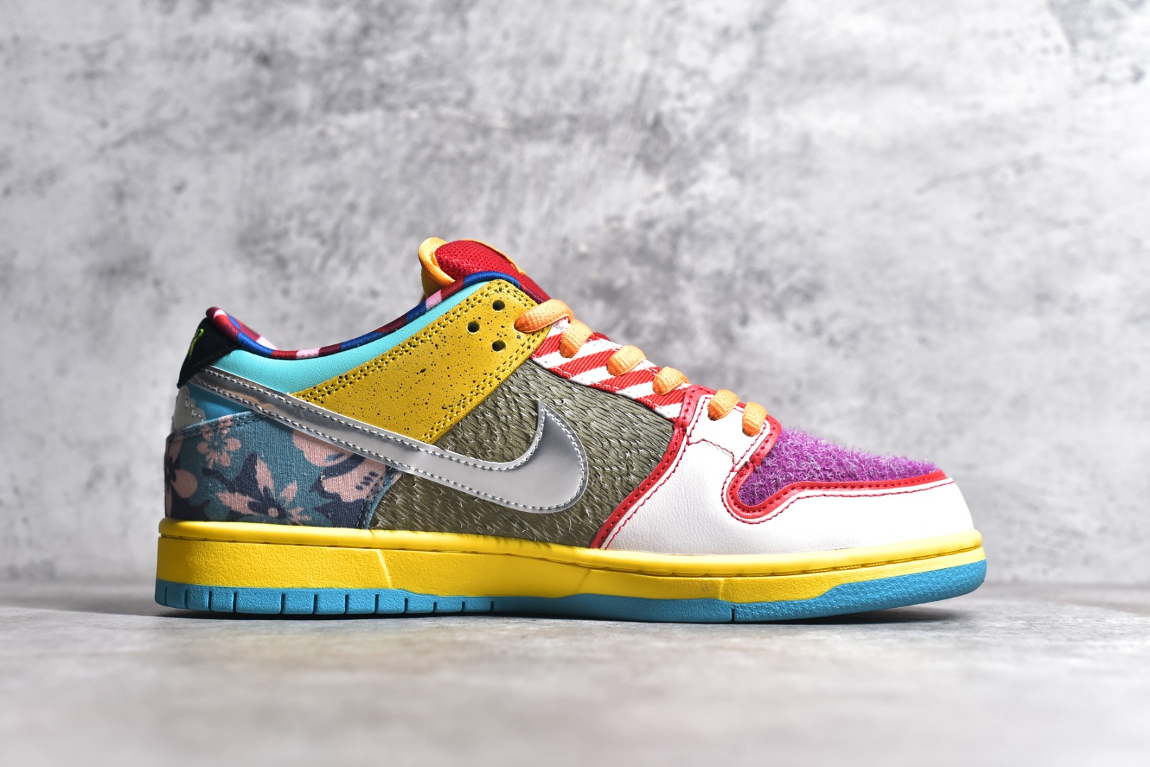 SB DUNK LOW QS WHAT THE PAUL  DM0807-600