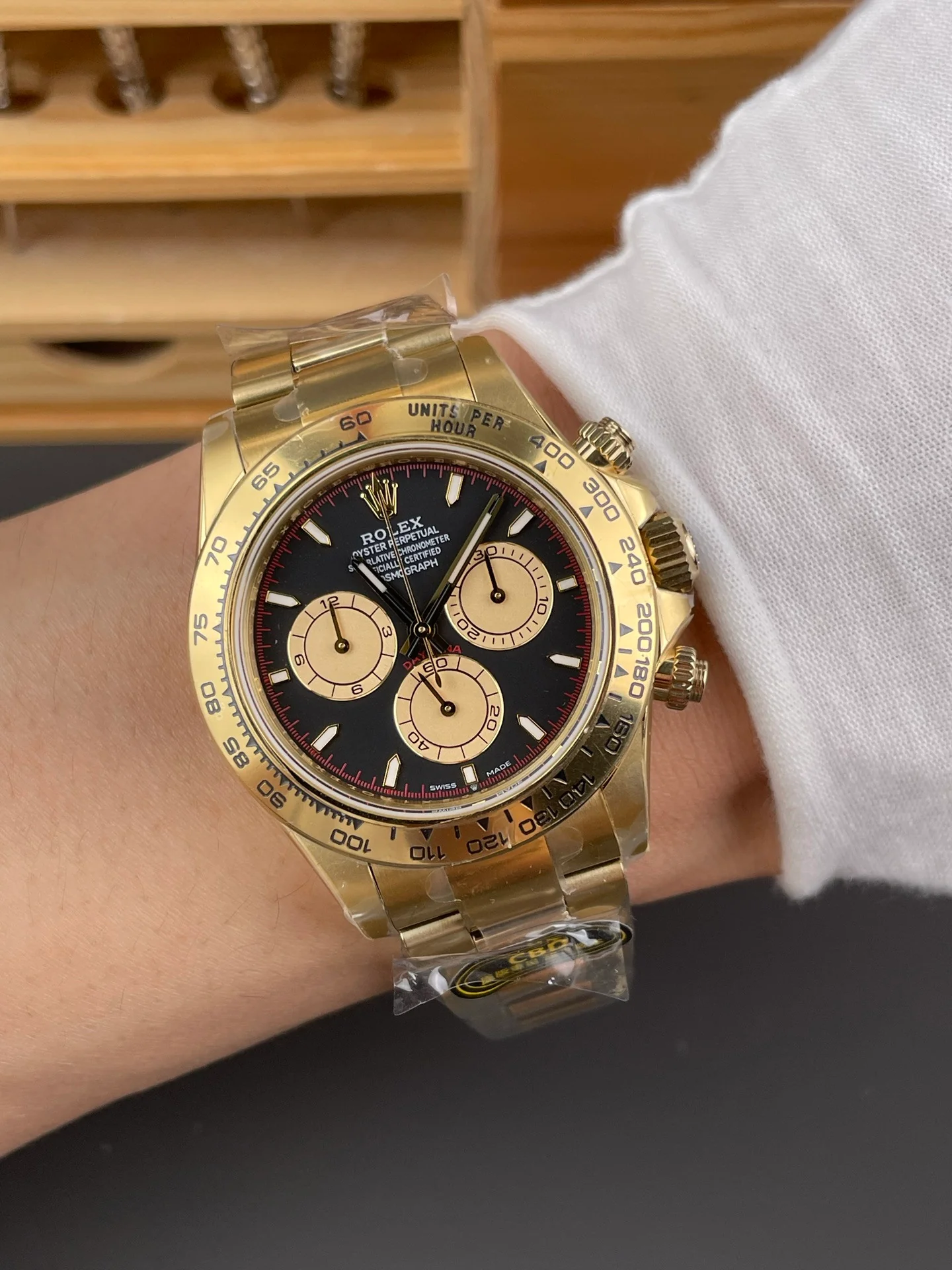 Full Gold Daytona Small Monster