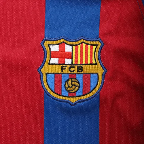 2005/06 Barcelona Ronaldinho #10 UCL Final Retro Jersey Home