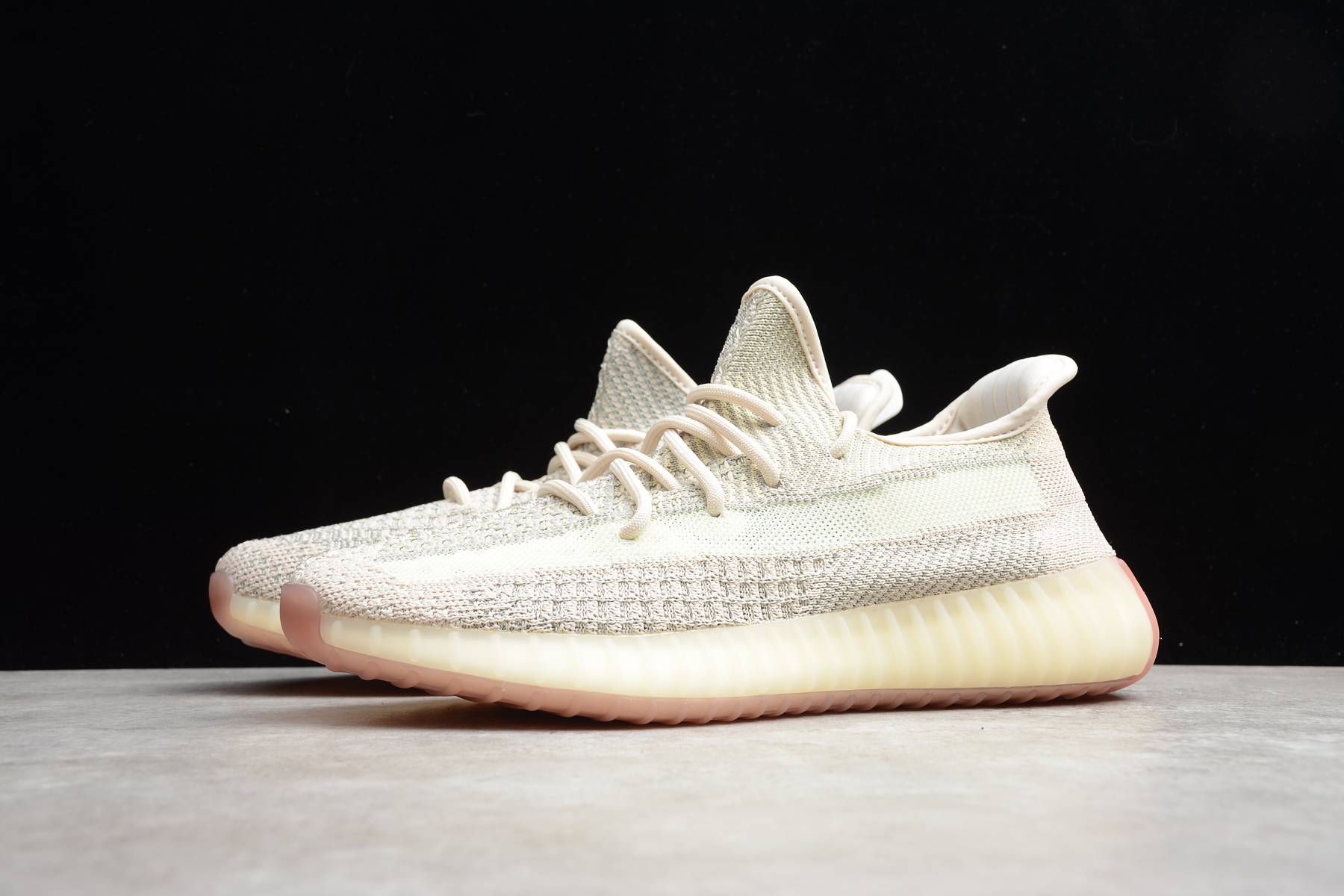 Yeezy Boost 350 V2 