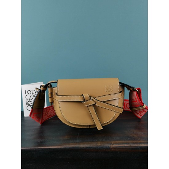 Saddlebag size�?1*12.5*9cm