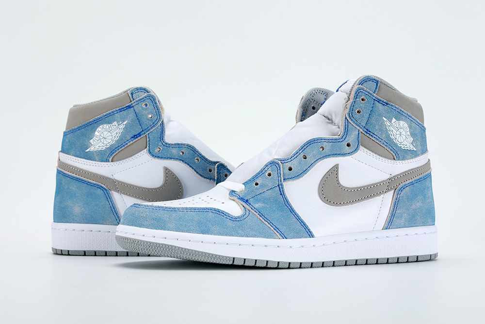 Jordan 1 Retro High OG 'Hyper Royal'