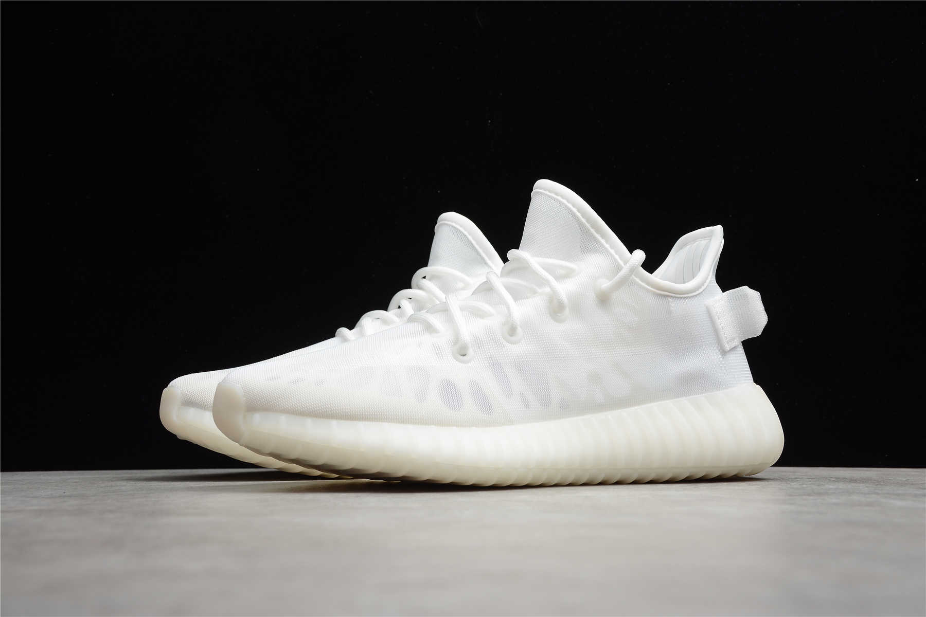 R20 YEEZY BOOST 350 V2 White  GW2871
