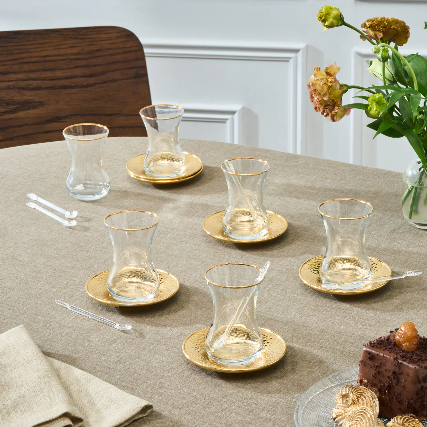 Karaca Ada Service à thé 18 pièces pour 6 personnes Gold