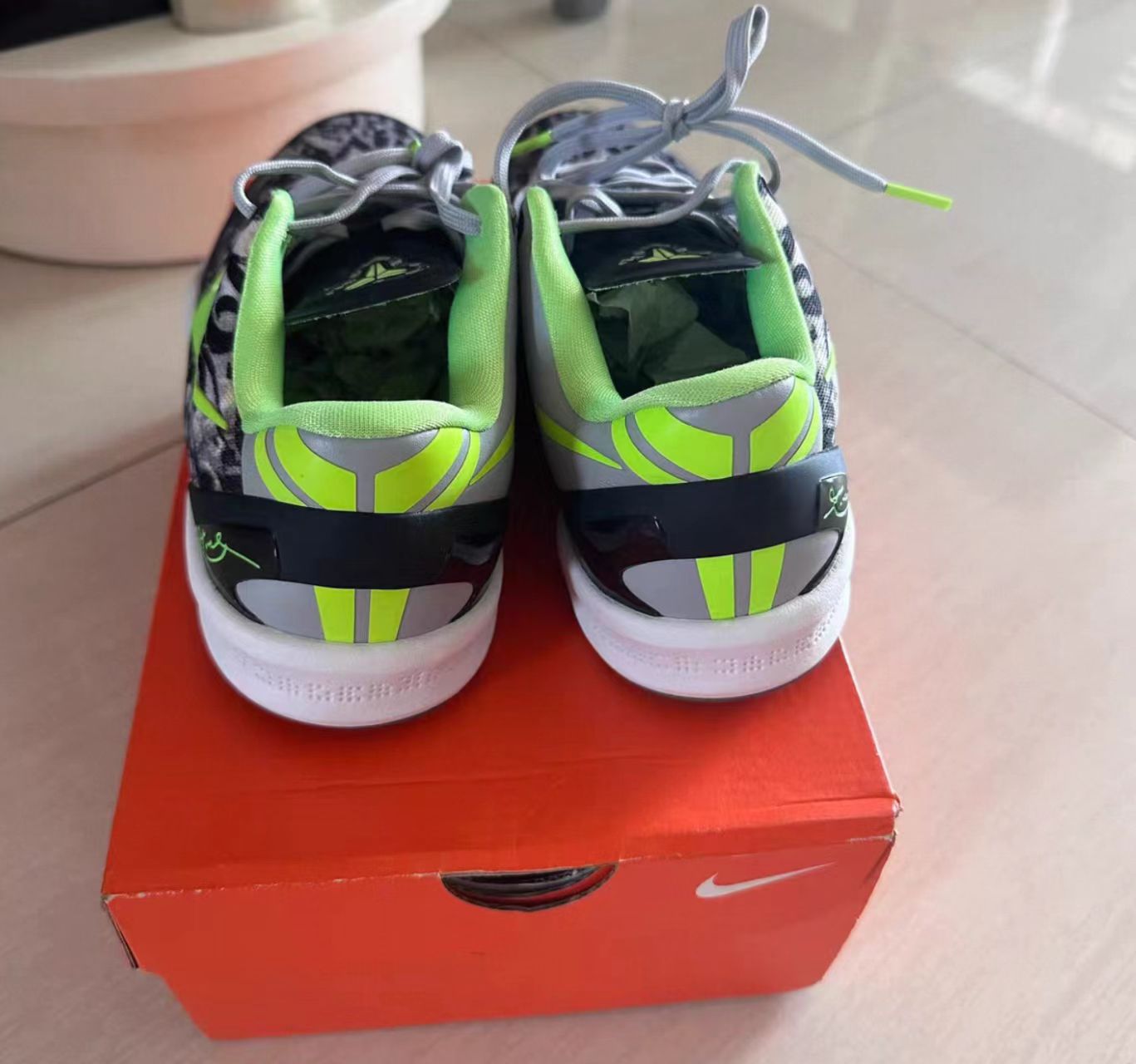 Nike Kobe 8 System "Grafitti"