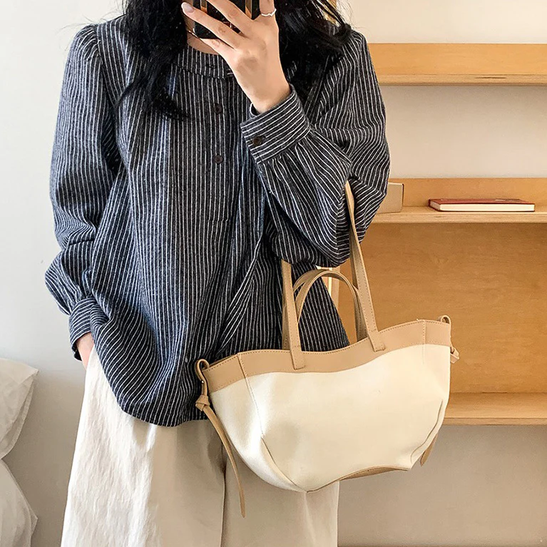 Daisy Canvas Tote