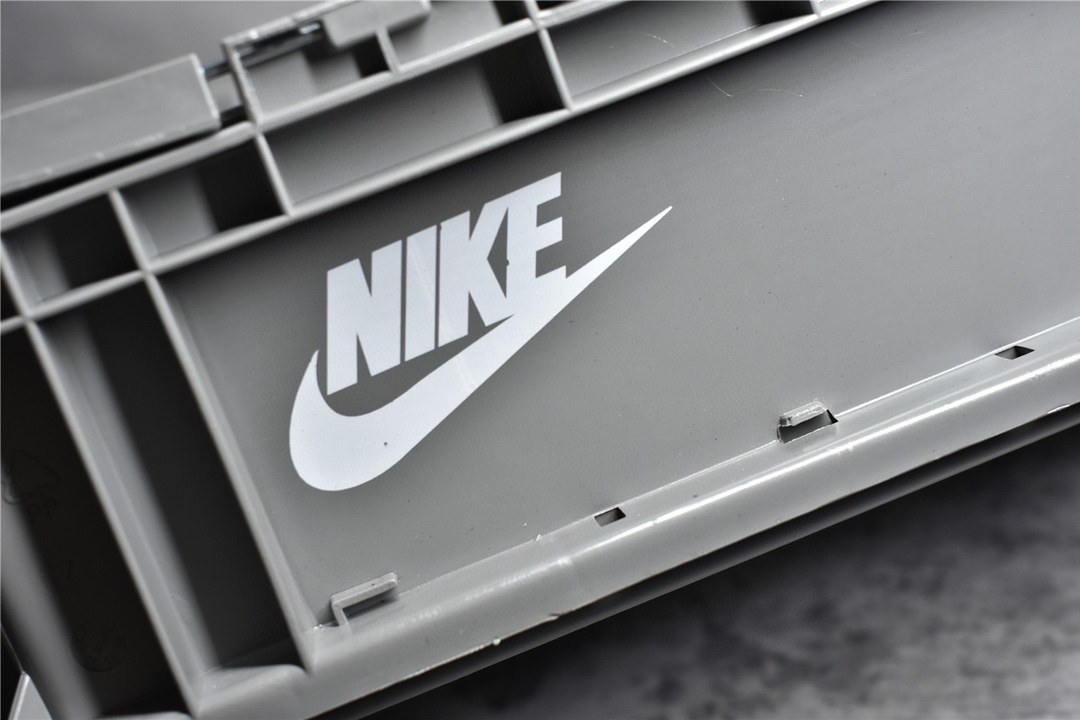 KO NIKE AIR FORCE 1 ’07 LOW “Chromium Colors” CW2288-111
