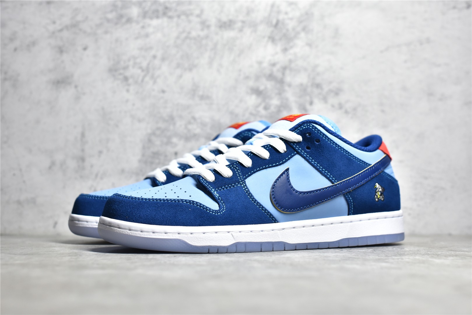 NIKE SB DUNK LOW PRO WHY SO SAD DX5549-400