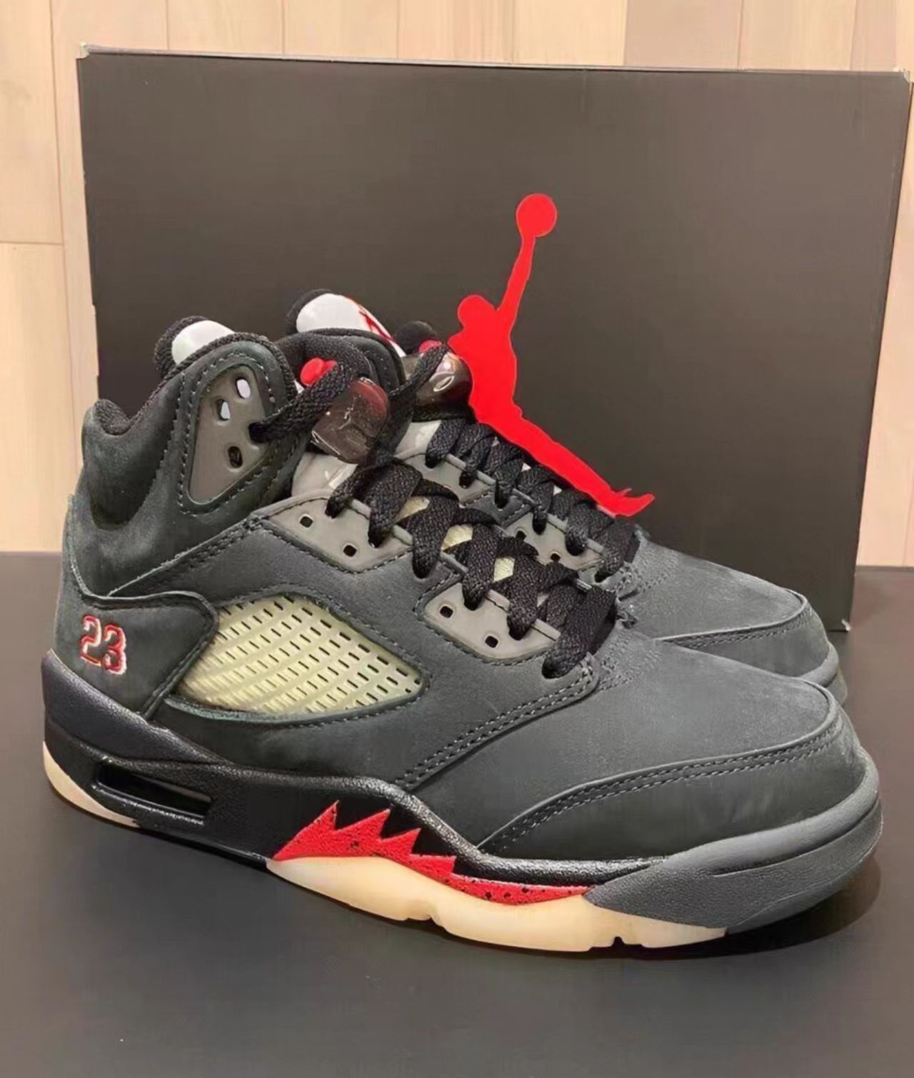 Air Jordan 5 Retro "Off-Noir"