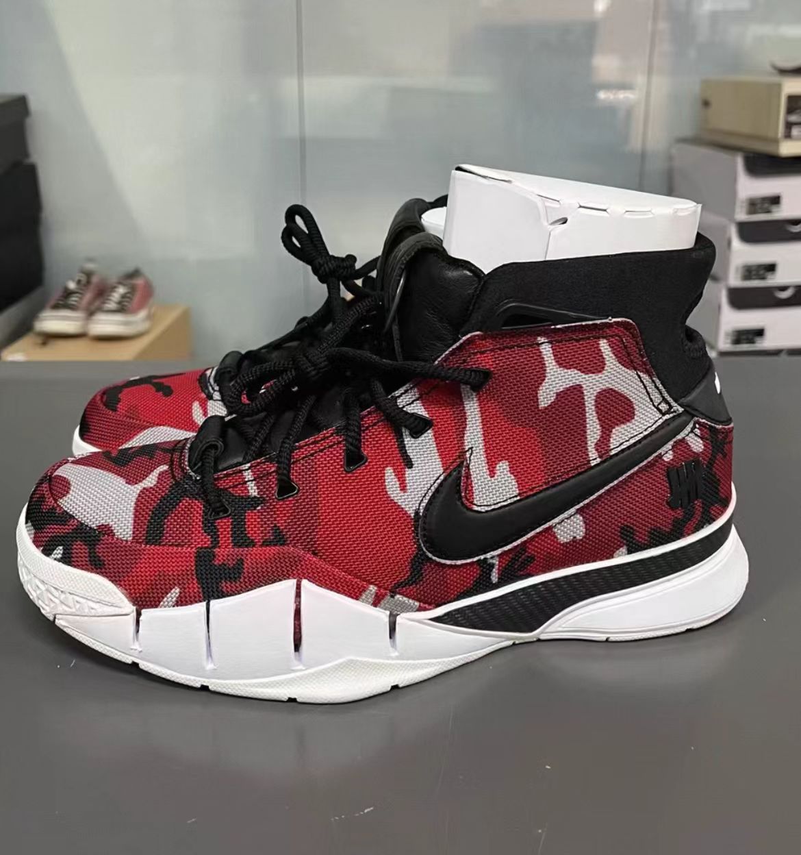 Nike Zoom Kobe 1 Protro x Undefeated "Red Camo"
