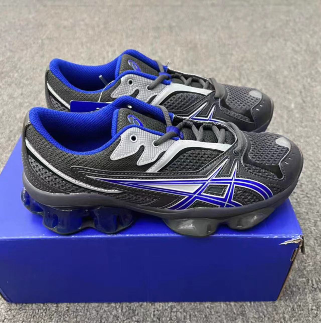 ASICS Gel-Quantum Black Silver Blue