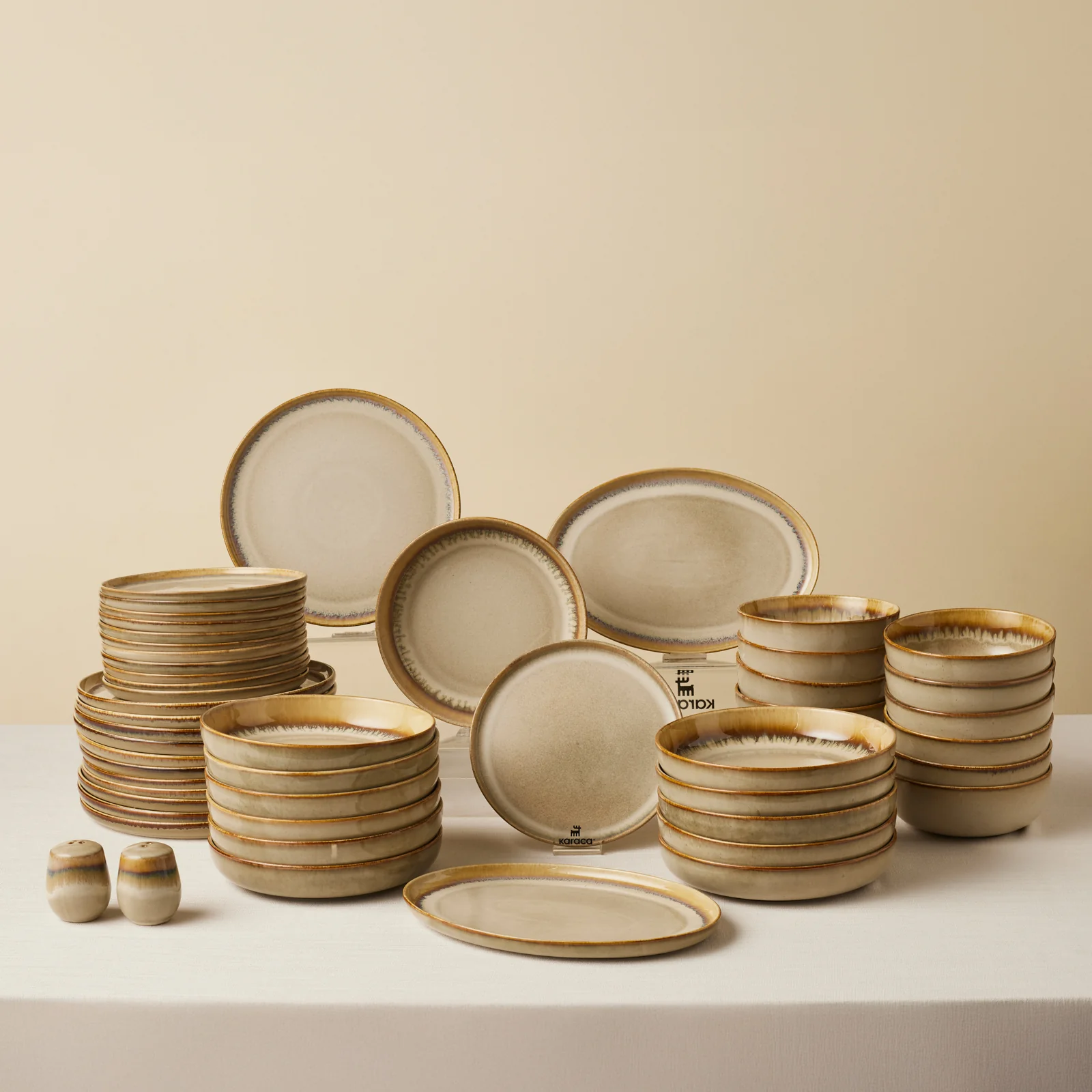 Karaca Earthy Reactive Service de Table 52 Pièces pour 12 Personnes