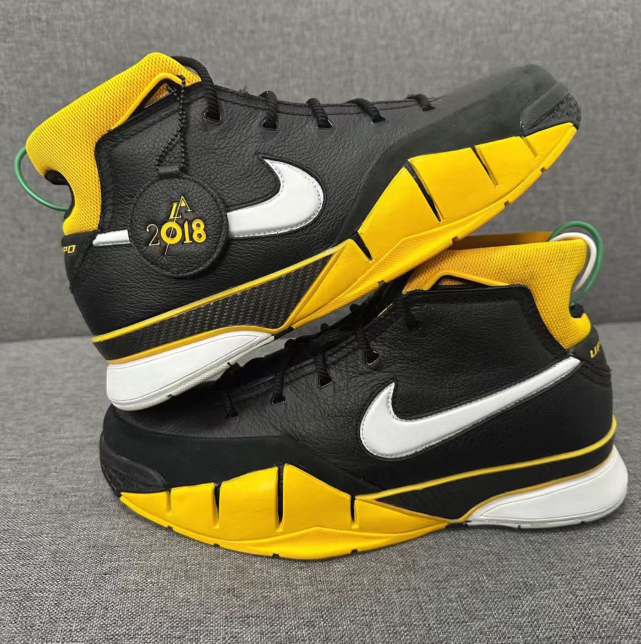 Nike Zoom Kobe 1 Protro "Black/Yellow"