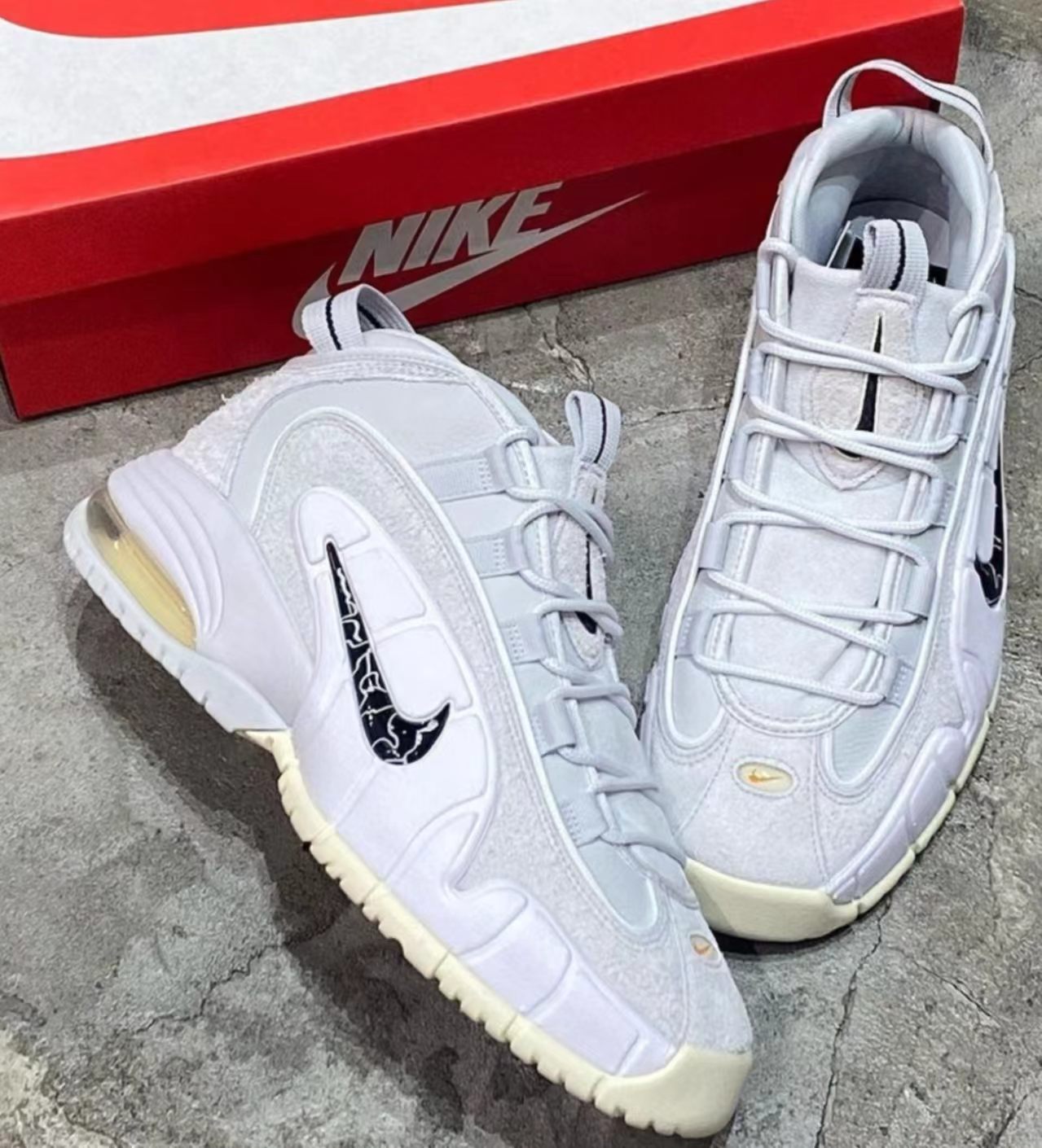 Nike Air Max Penny 1 'Photon Dust'