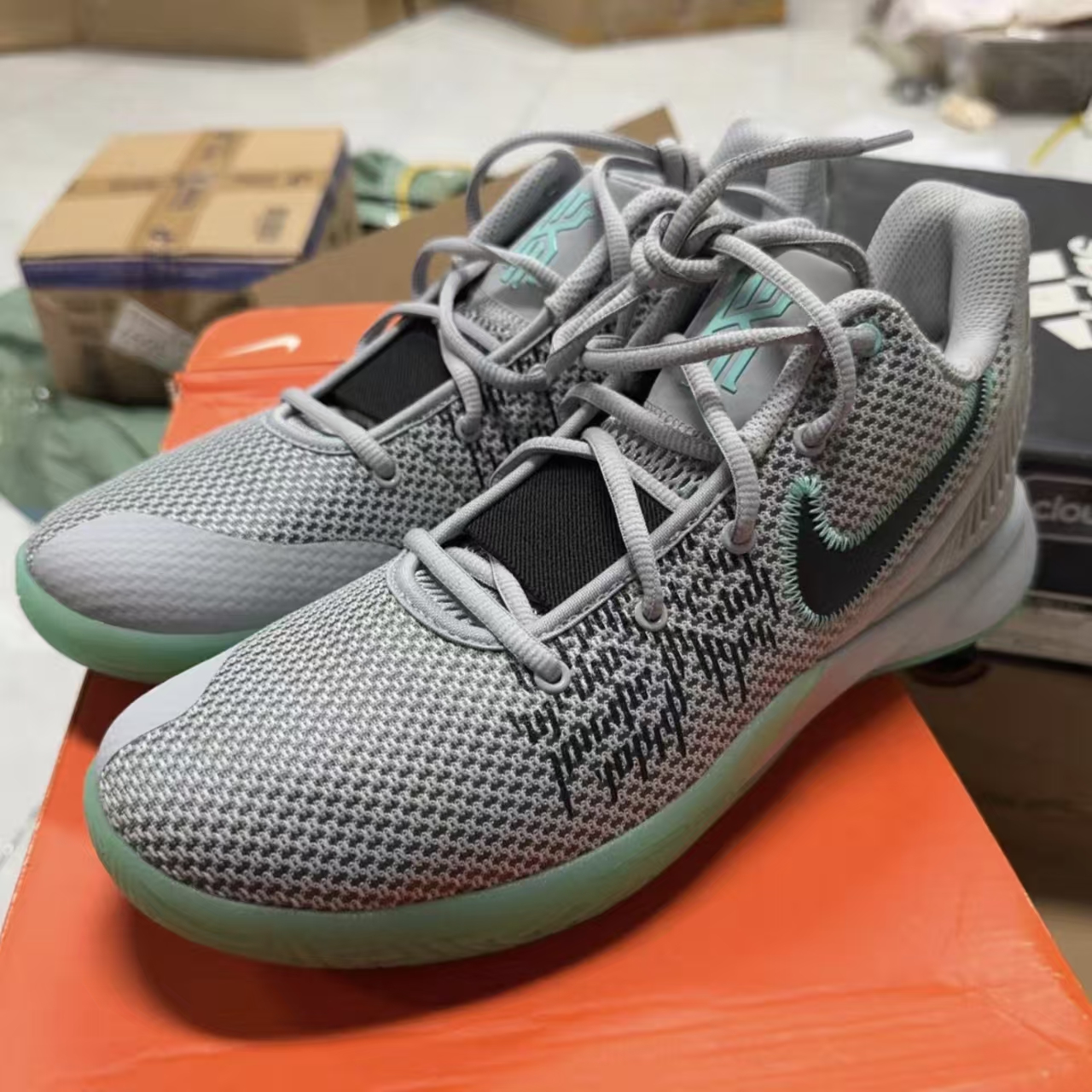 Nike Kyrie Flytrap 2 Wolf Grey Aqua