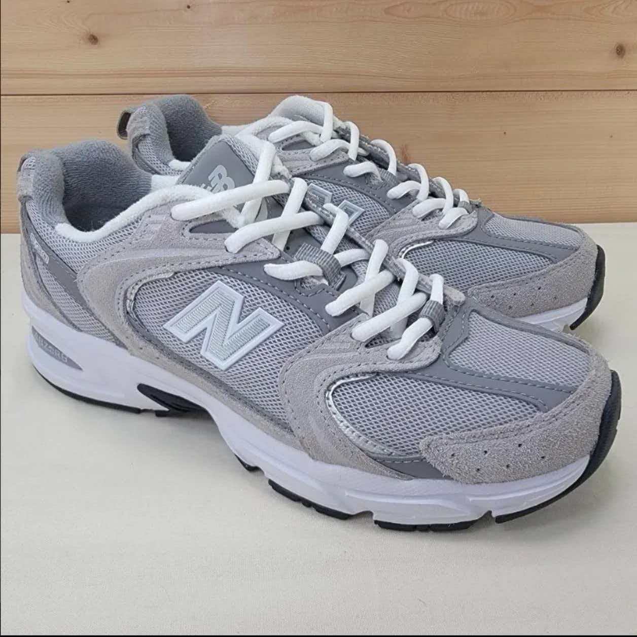 New Balance 530 
