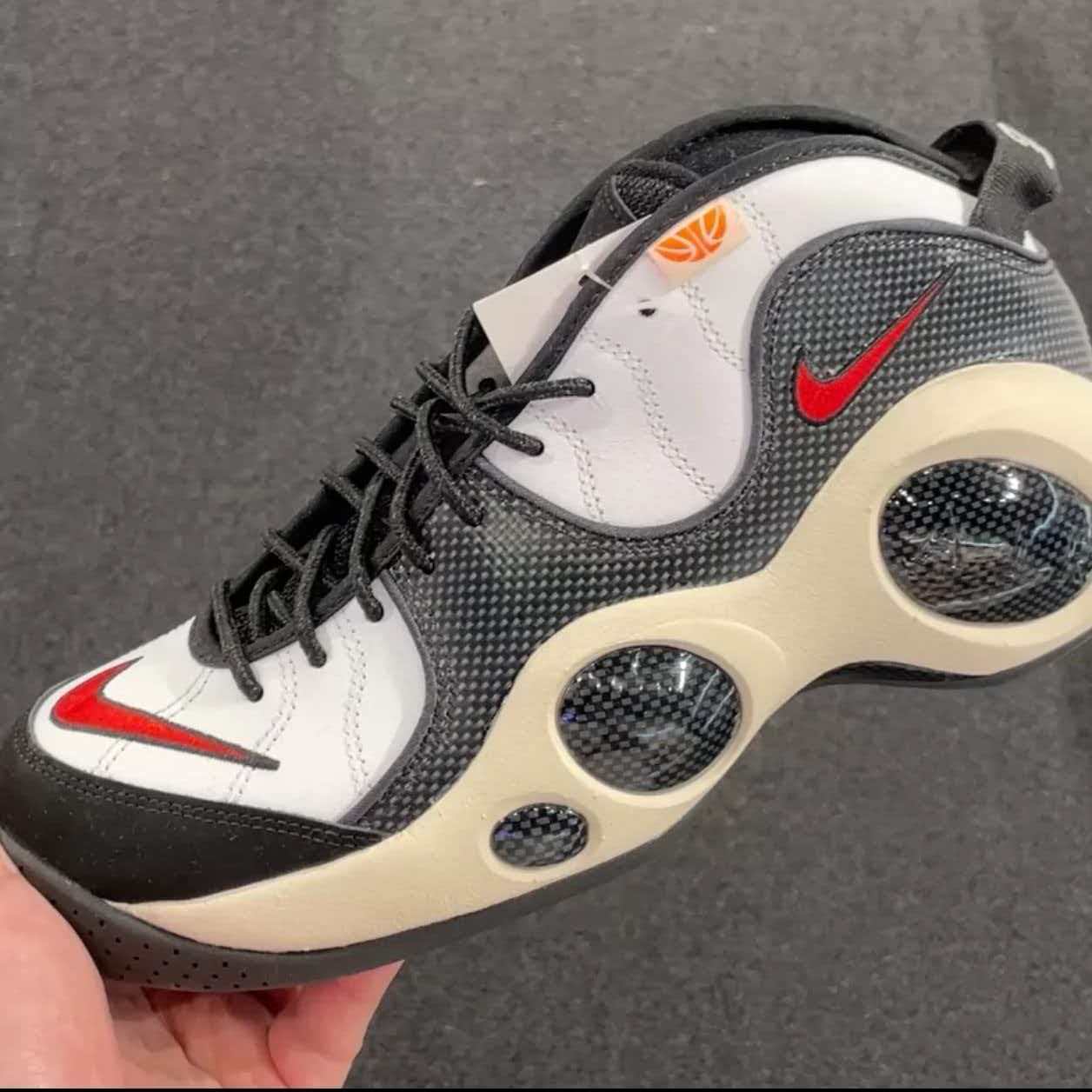 Nike Air Zoom Flight 95 Hoops 