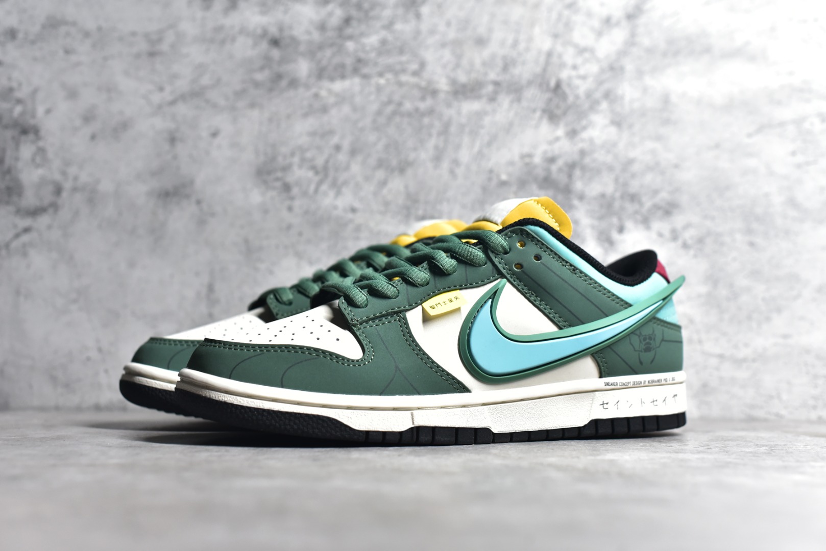 SB DUNK LOW ZD2356-156