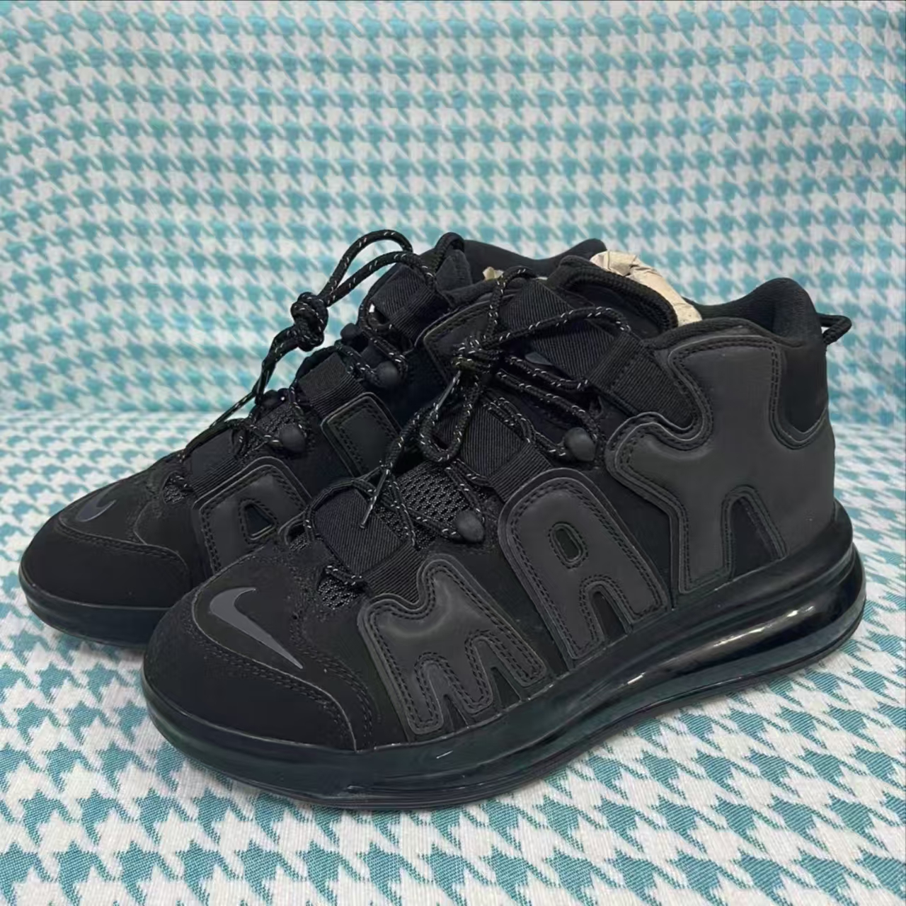 Nike Air More Uptempo 720 Black