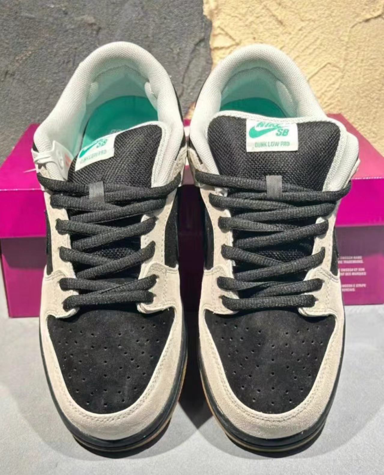 Nike SB Dunk Low Pro