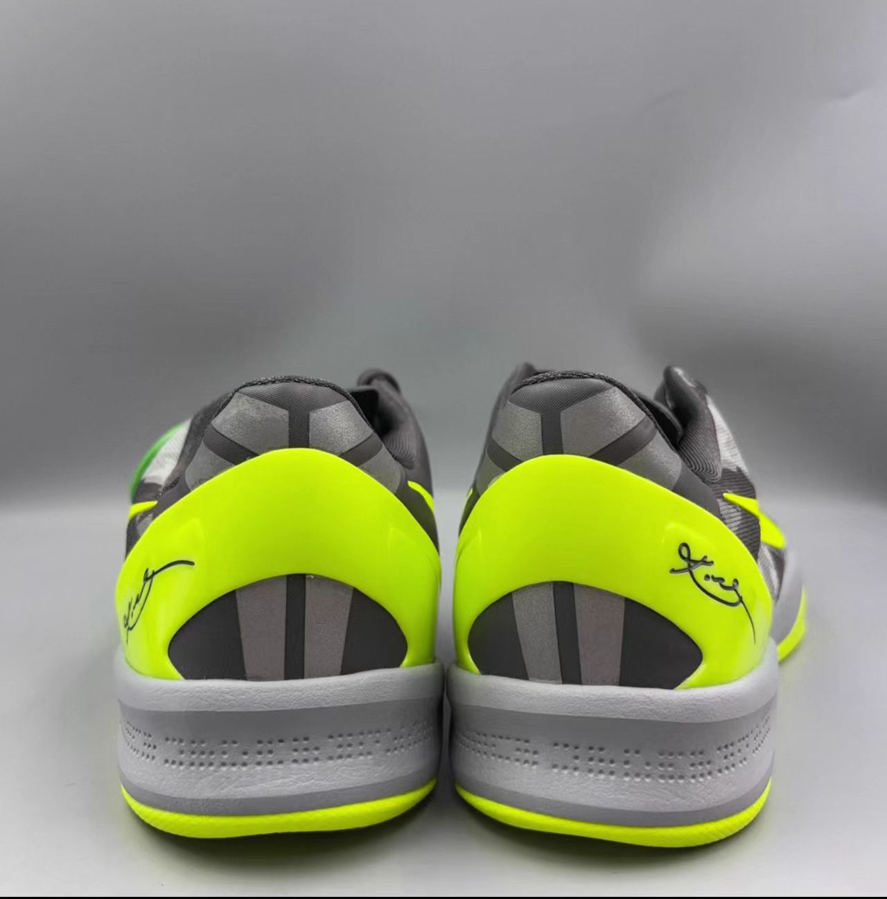 Nike Kobe 8 System "Grey Camo / Volt"