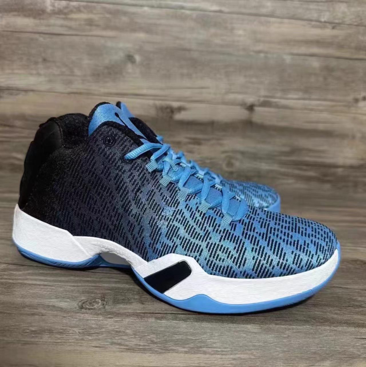 Air Jordan XX9 Low "University Blue"