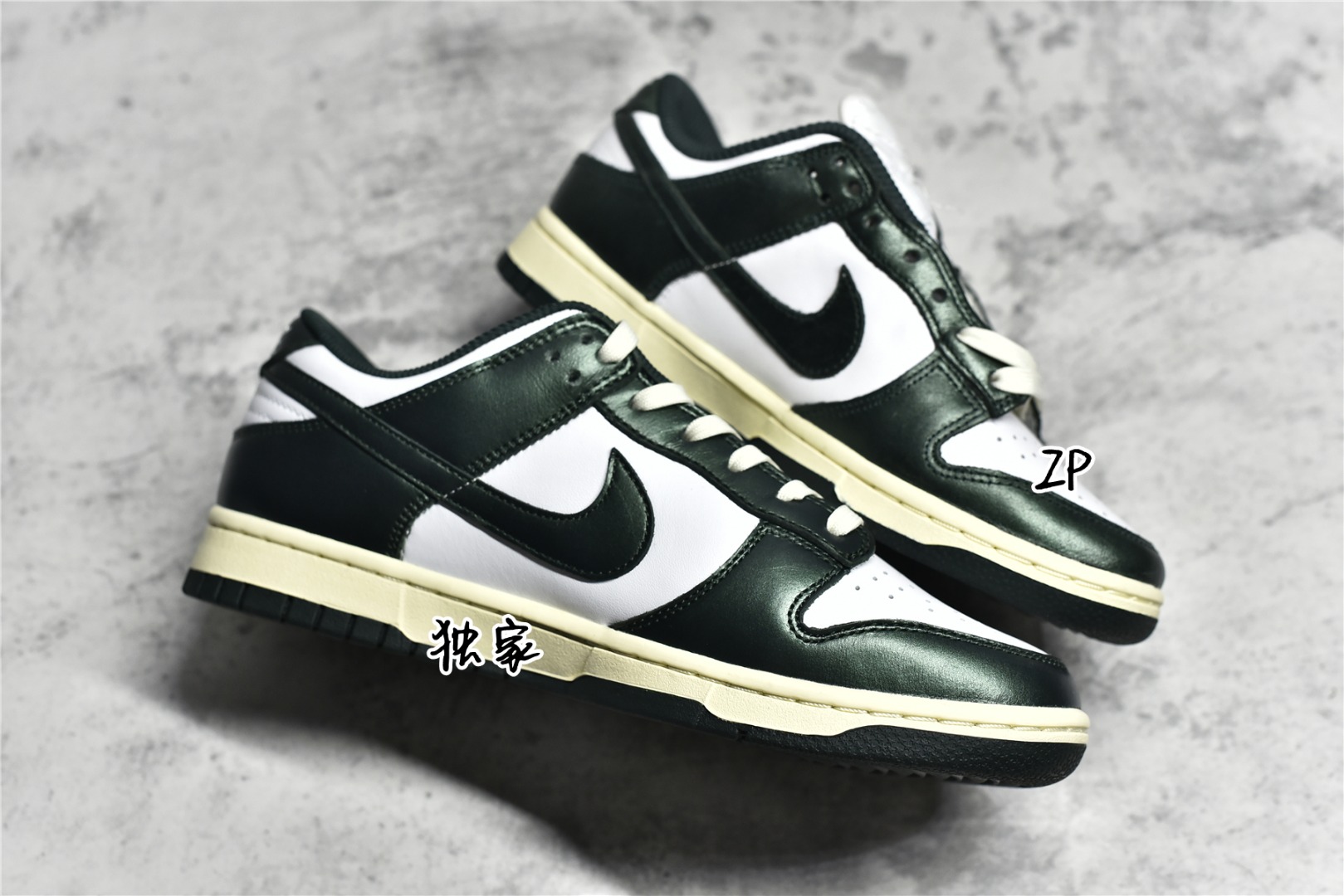 KO NIKE DUNK LOW RETRO VINTAGE GREEN DQ8580-100
