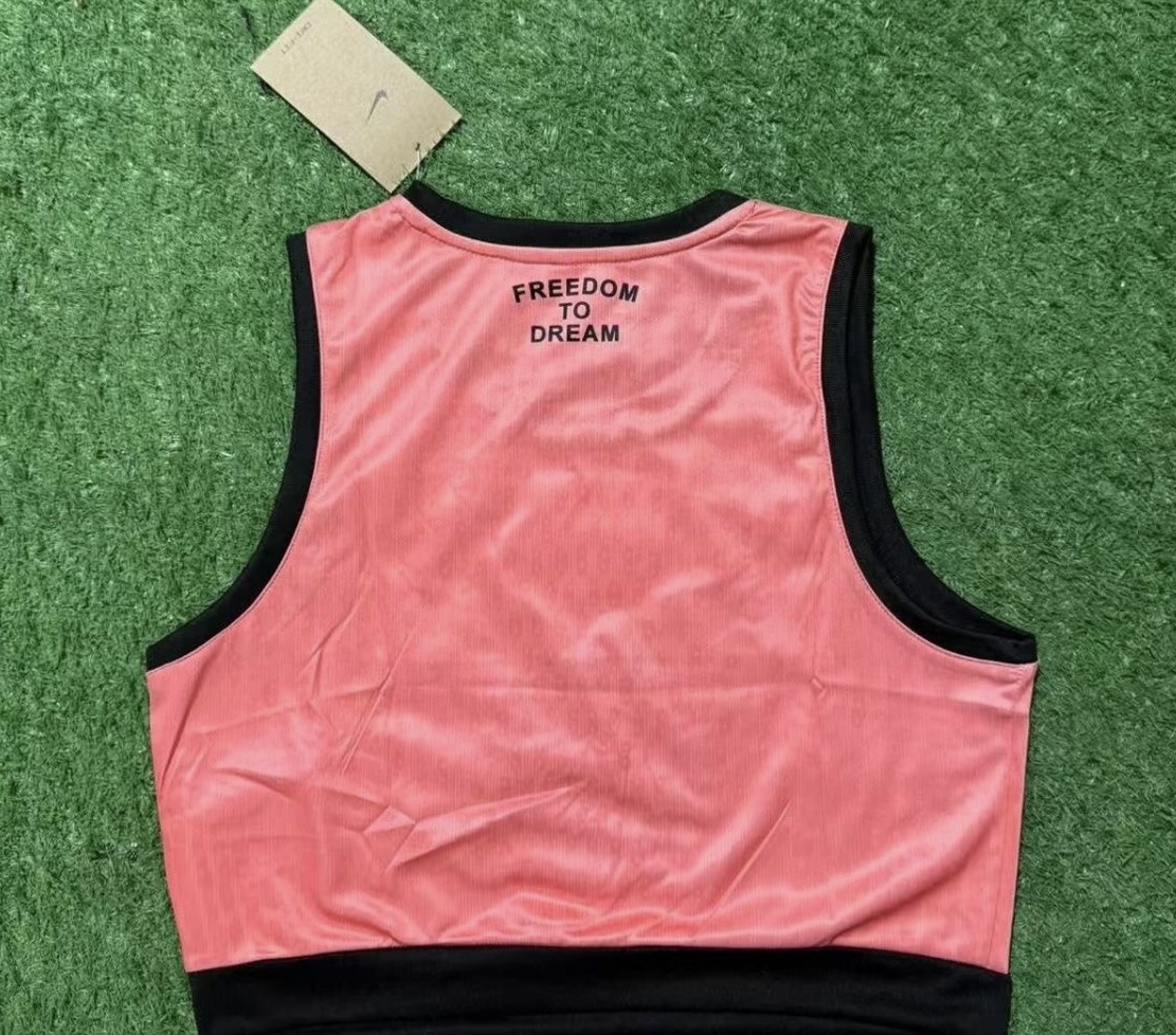 Barcelona Women's Vest Pink Special Edition Soccer Jersey 2025/26